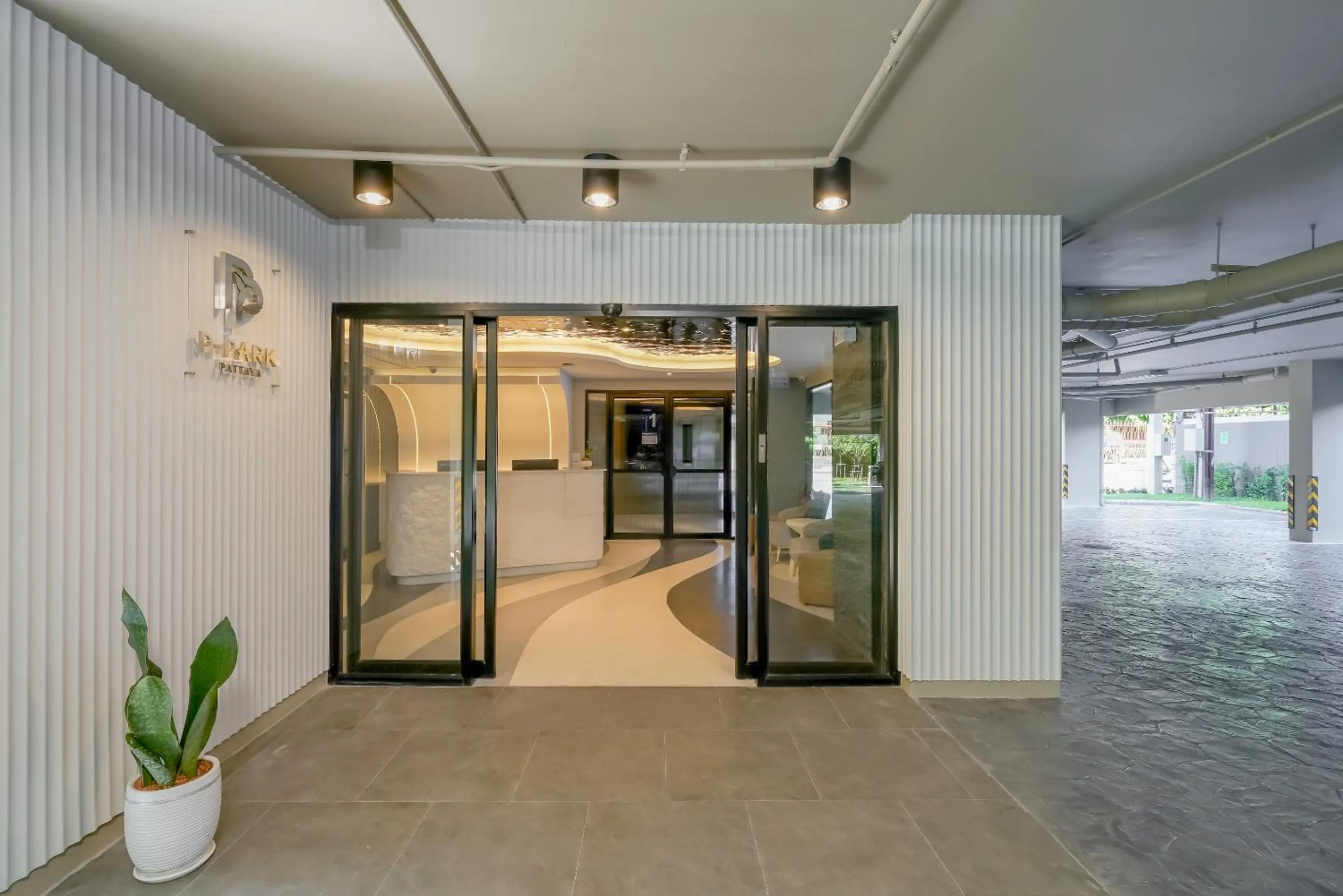 Lobby or reception in P-Park Hotel Pattaya
