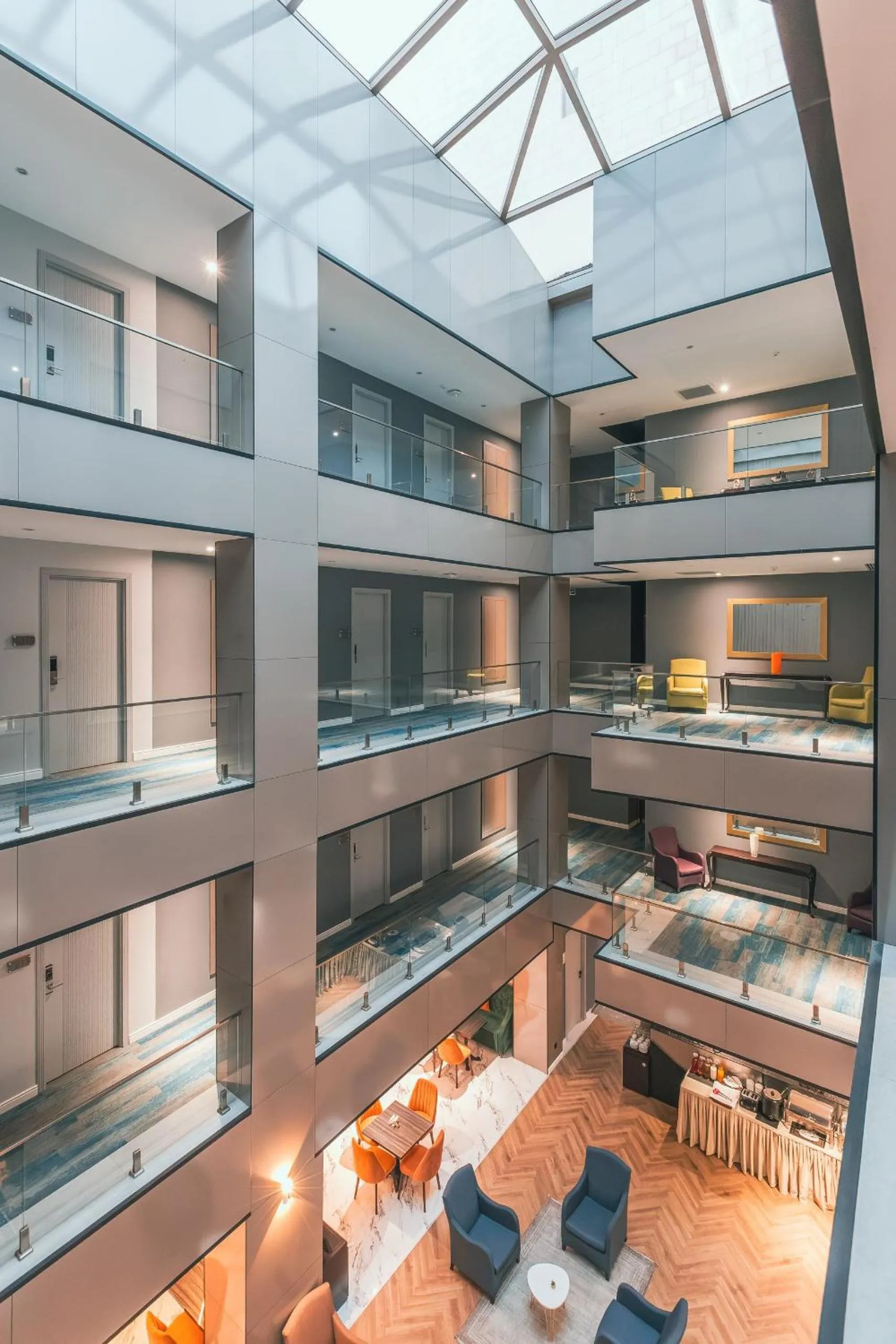 Area and facilities in CONGRESS Hotel