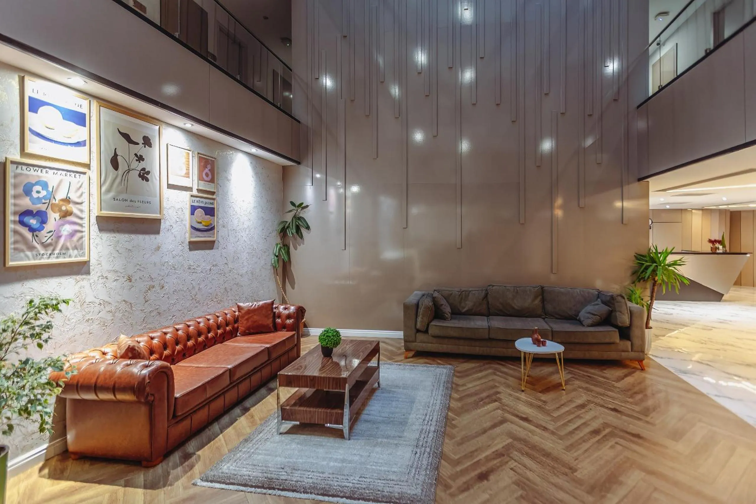 Communal lounge/ TV room in CONGRESS Hotel