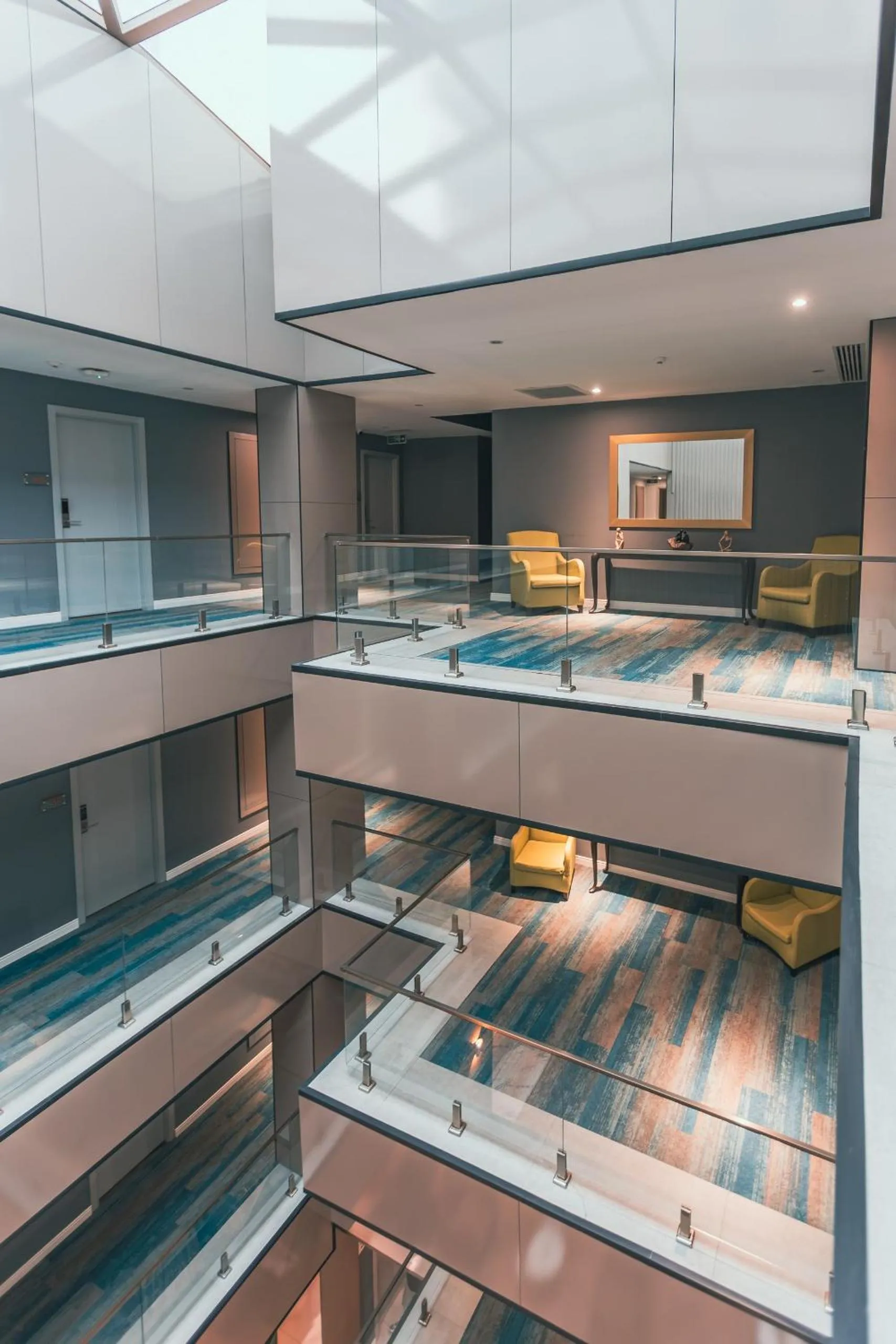 Area and facilities in CONGRESS Hotel