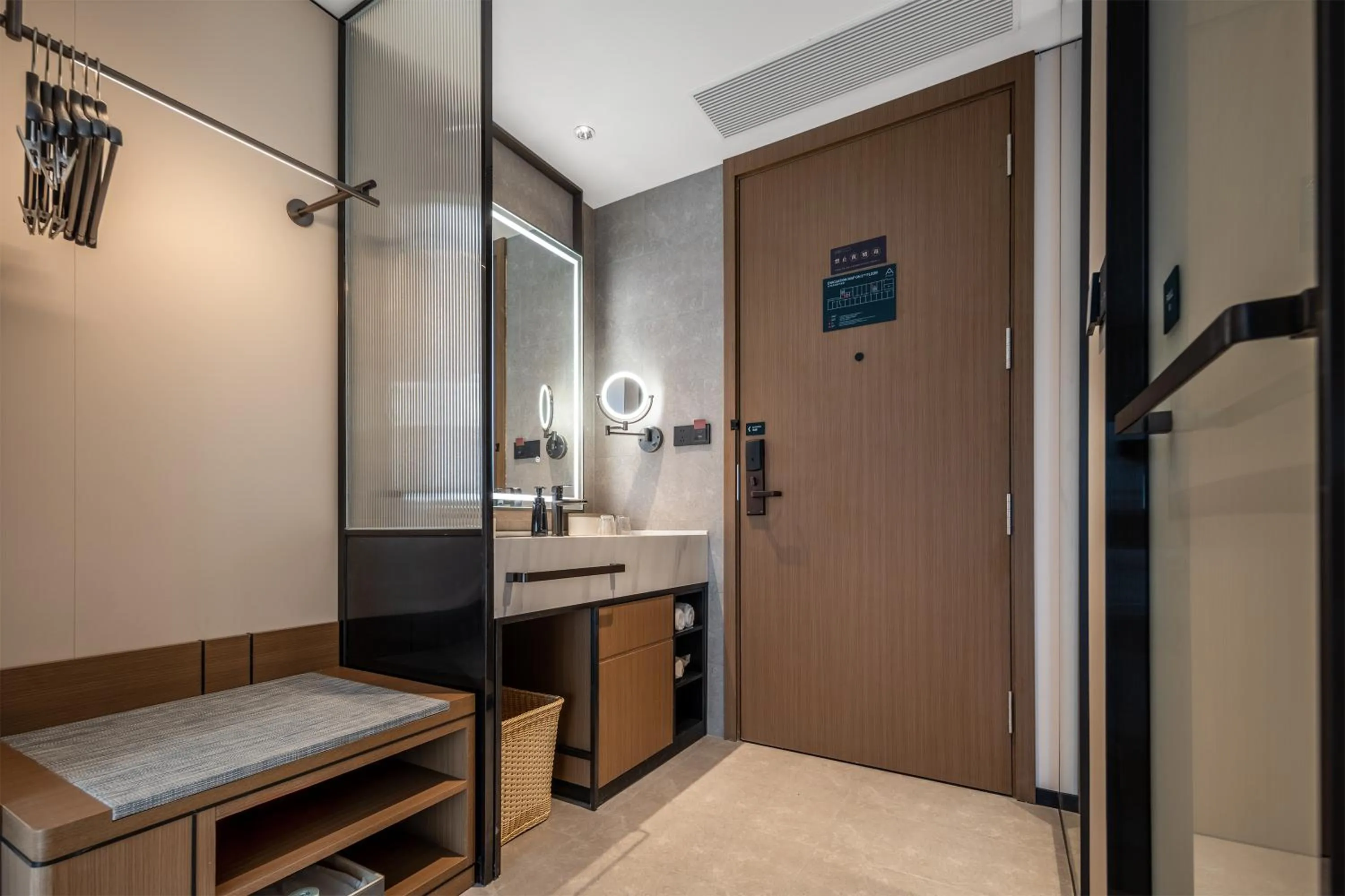 Atour Hotel Chengdu Jinniui Yipintianxia