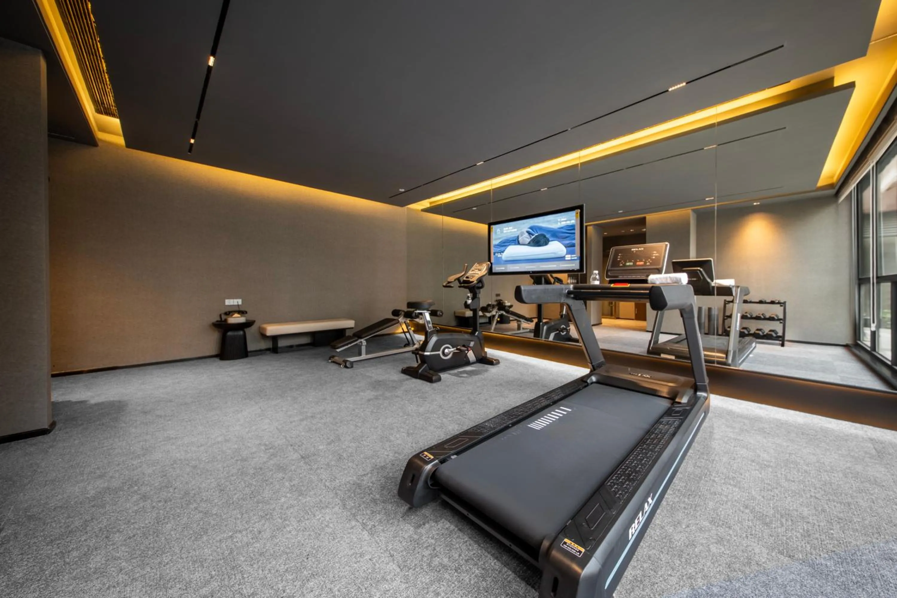 Fitness centre/facilities in Atour Hotel Chengdu Jinniui Yipintianxia