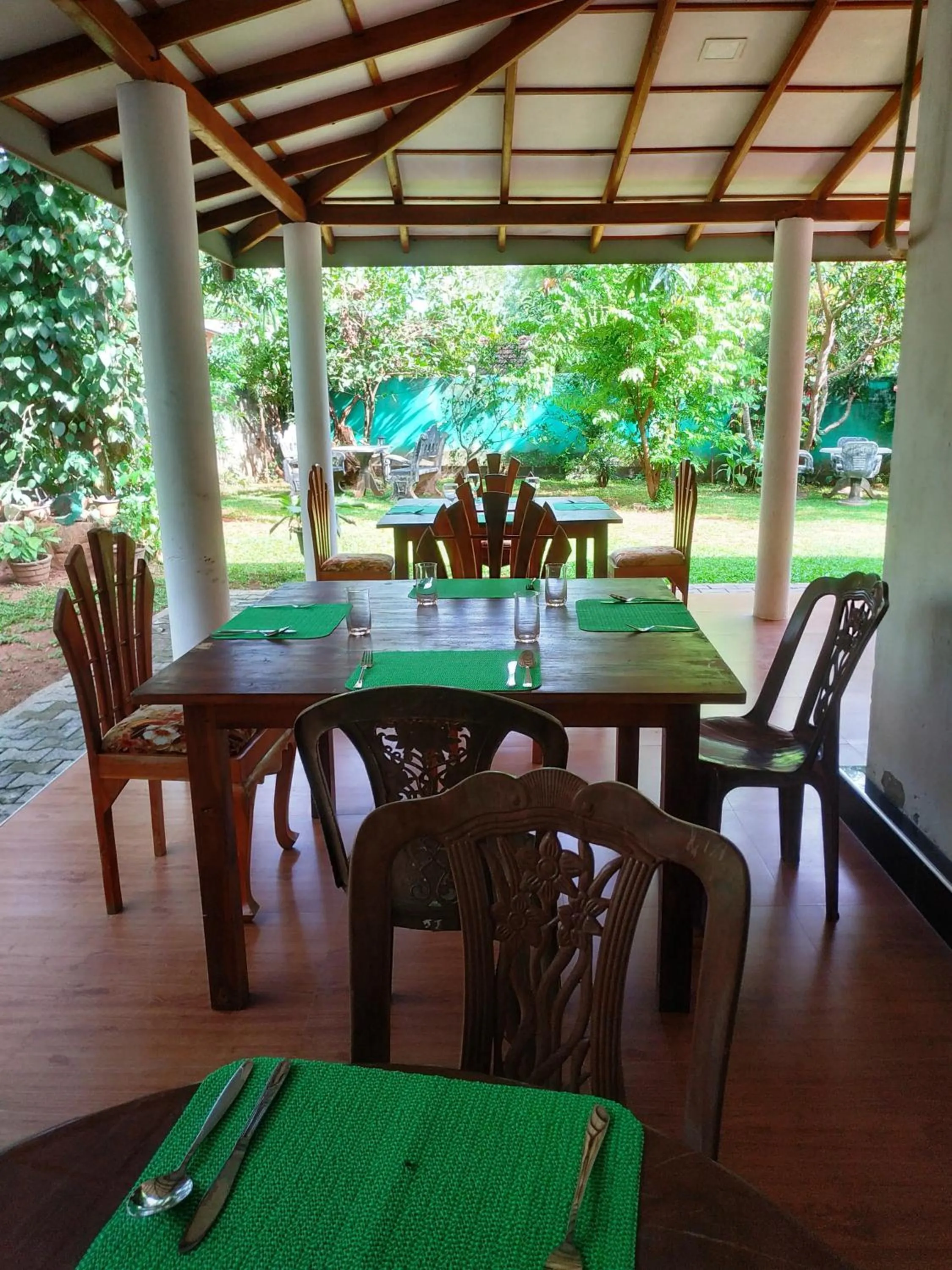 Restaurant/places to eat in Green heaven safari resort Udawalawa