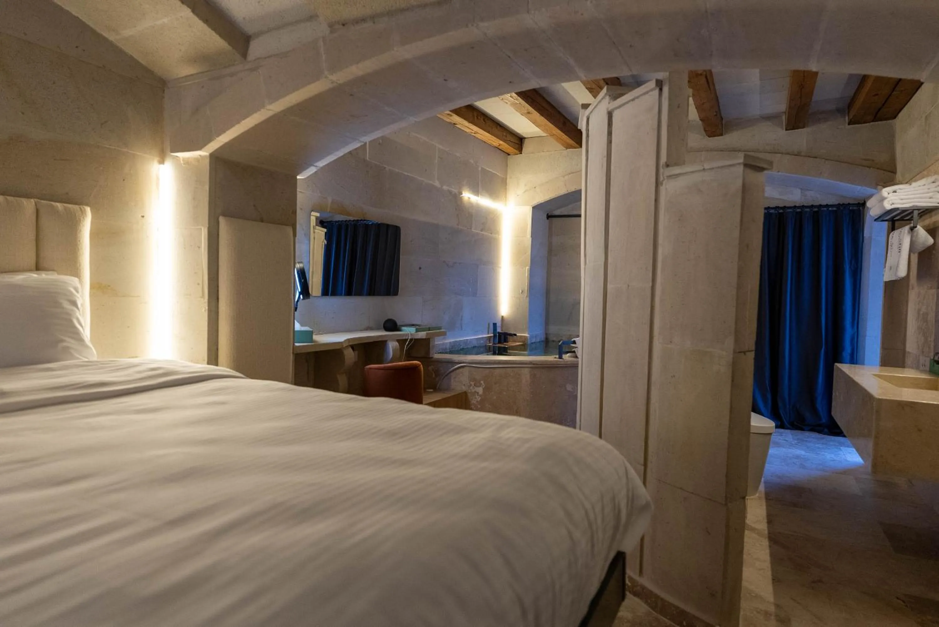 Photo of the whole room, Bed in Be Still Alexa Smart Luxury Escape Adults Only