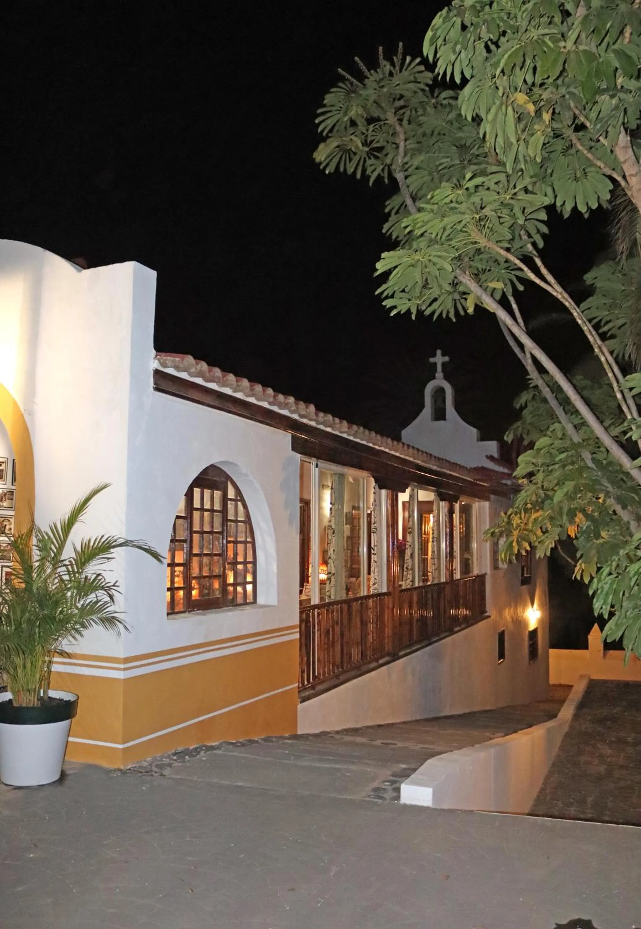 Night in Cortijo San Ignacio