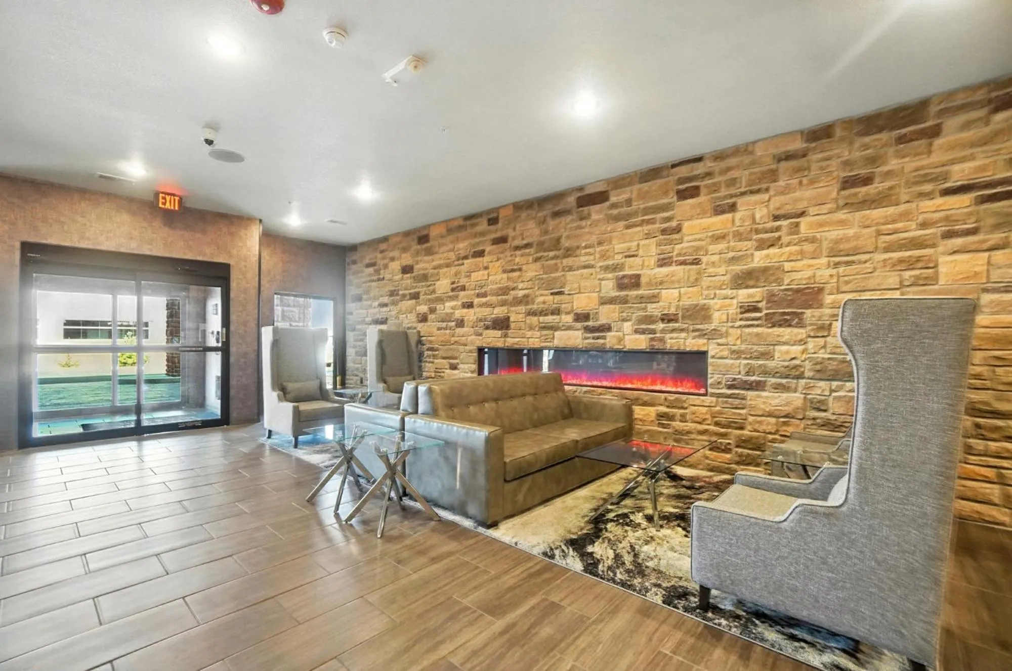 Lobby or reception in Cobblestone Hotel & Suites - Bellefontaine