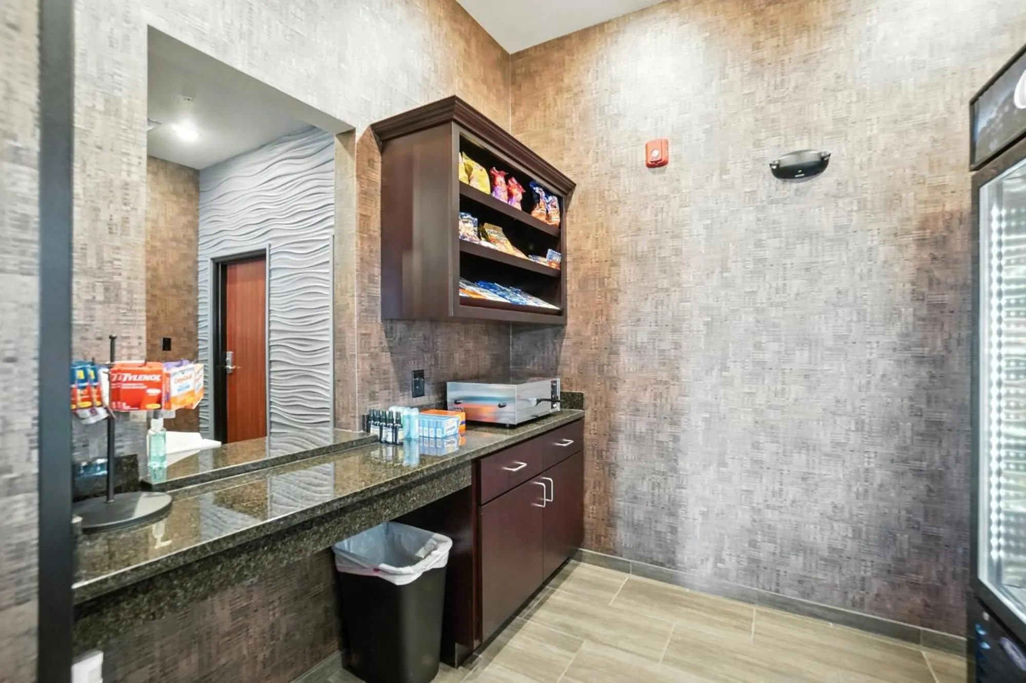 vending machine in Cobblestone Hotel & Suites - Bellefontaine