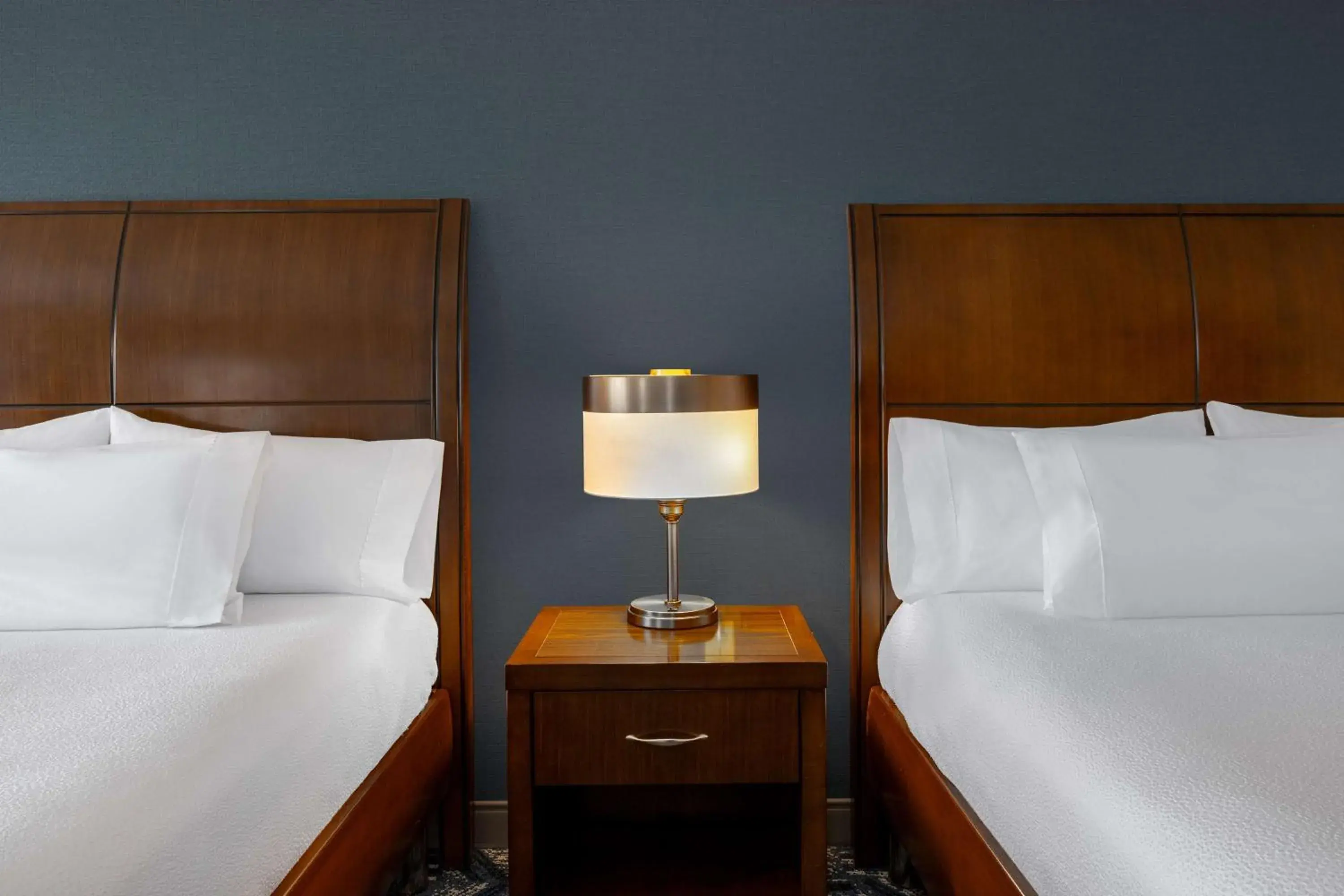 Queen Room with Two Queen Beds - Mobility and Hearing Access in Hilton Garden Inn Burlington Downtown Queen Room with Two Queen Beds - Mobility and Hearing Access in Hilton Garden Inn Burlington Downtown