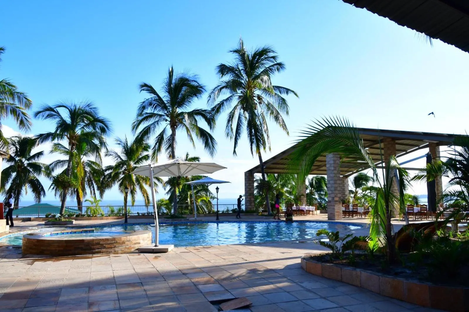 Swimming pool in Lake Safari Lodge