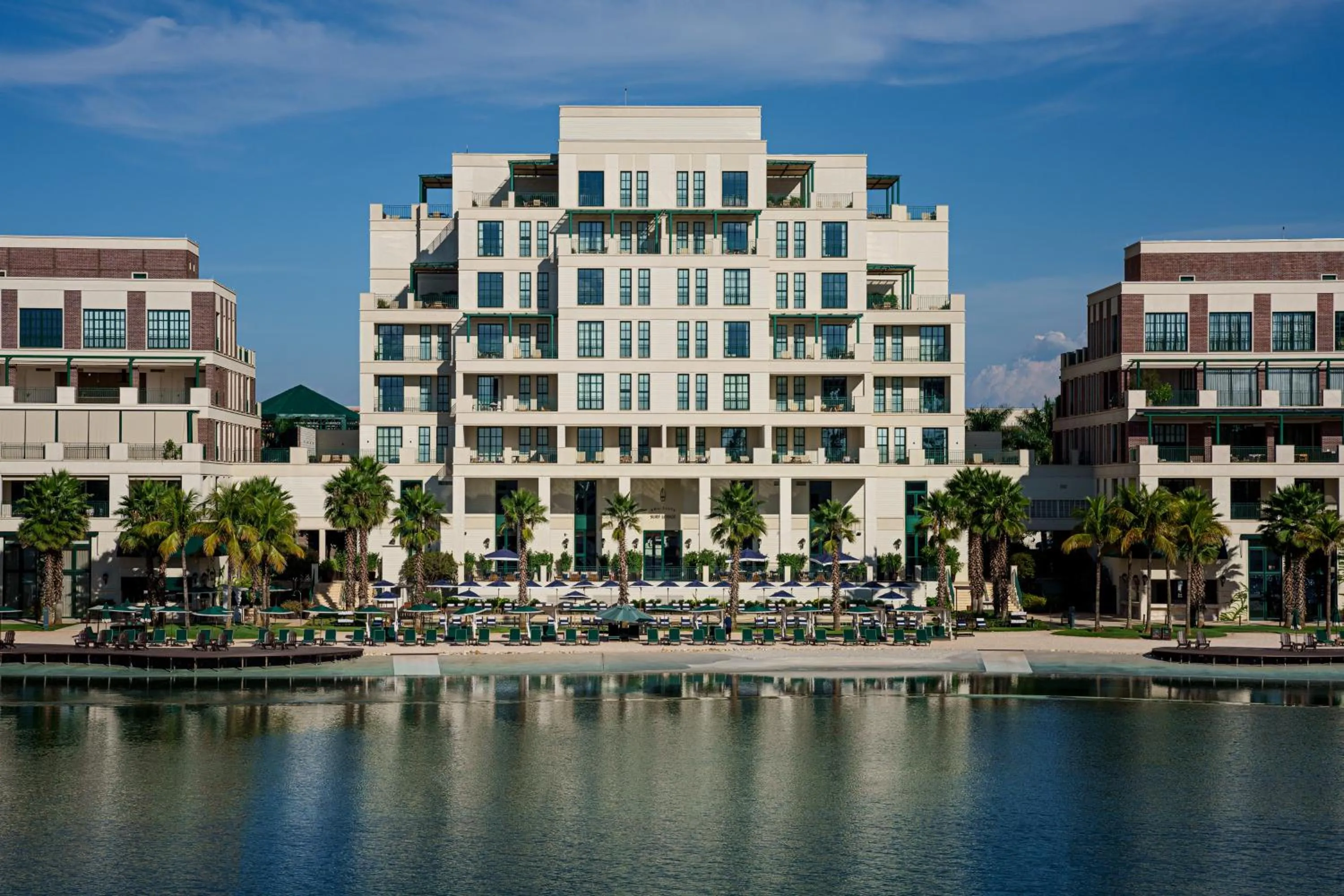 Facade/entrance in Boa Vista Surf Lodge
