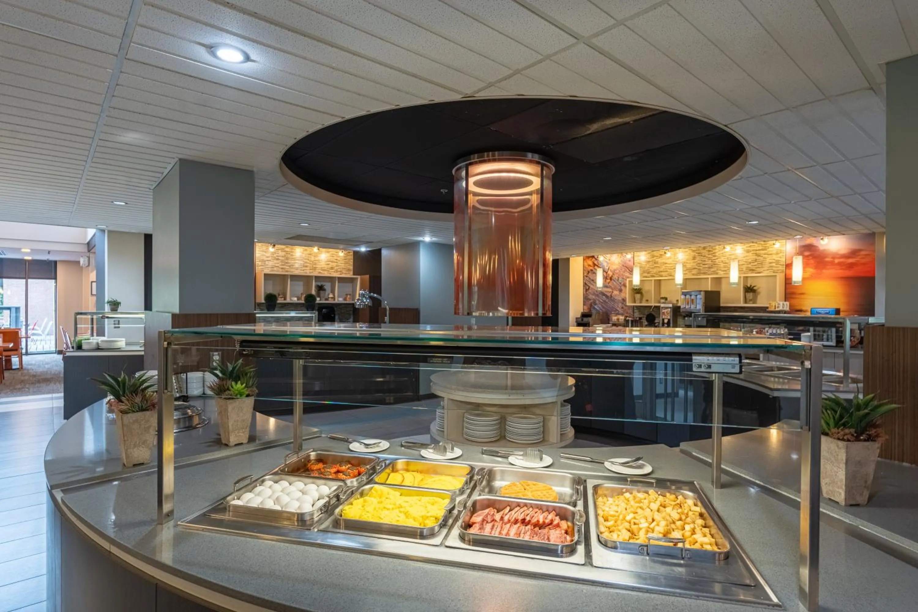 Restaurant/places to eat in DEV Hotel and Conference Centre