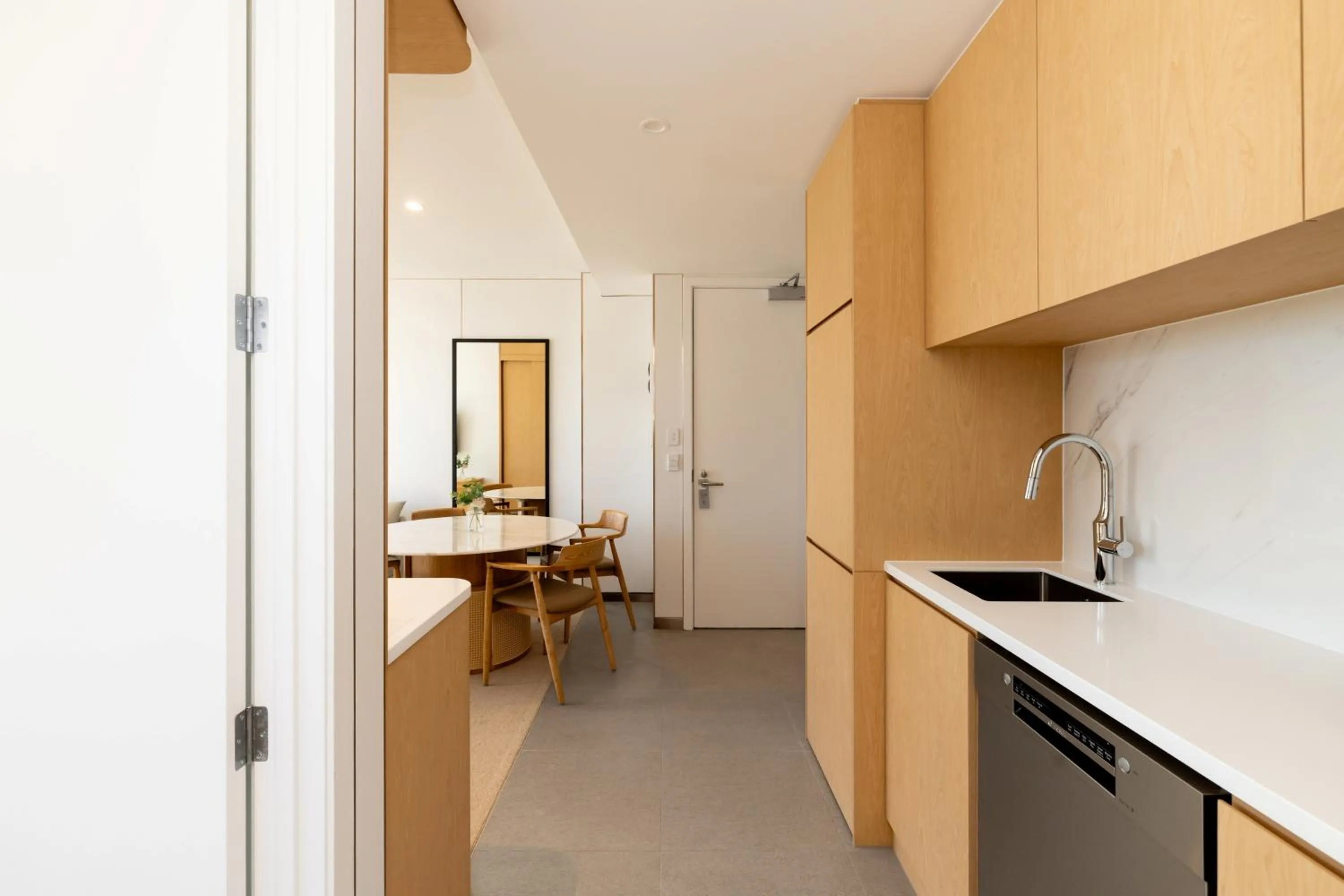 Kitchen or kitchenette in Maxim Hotel - Auckland