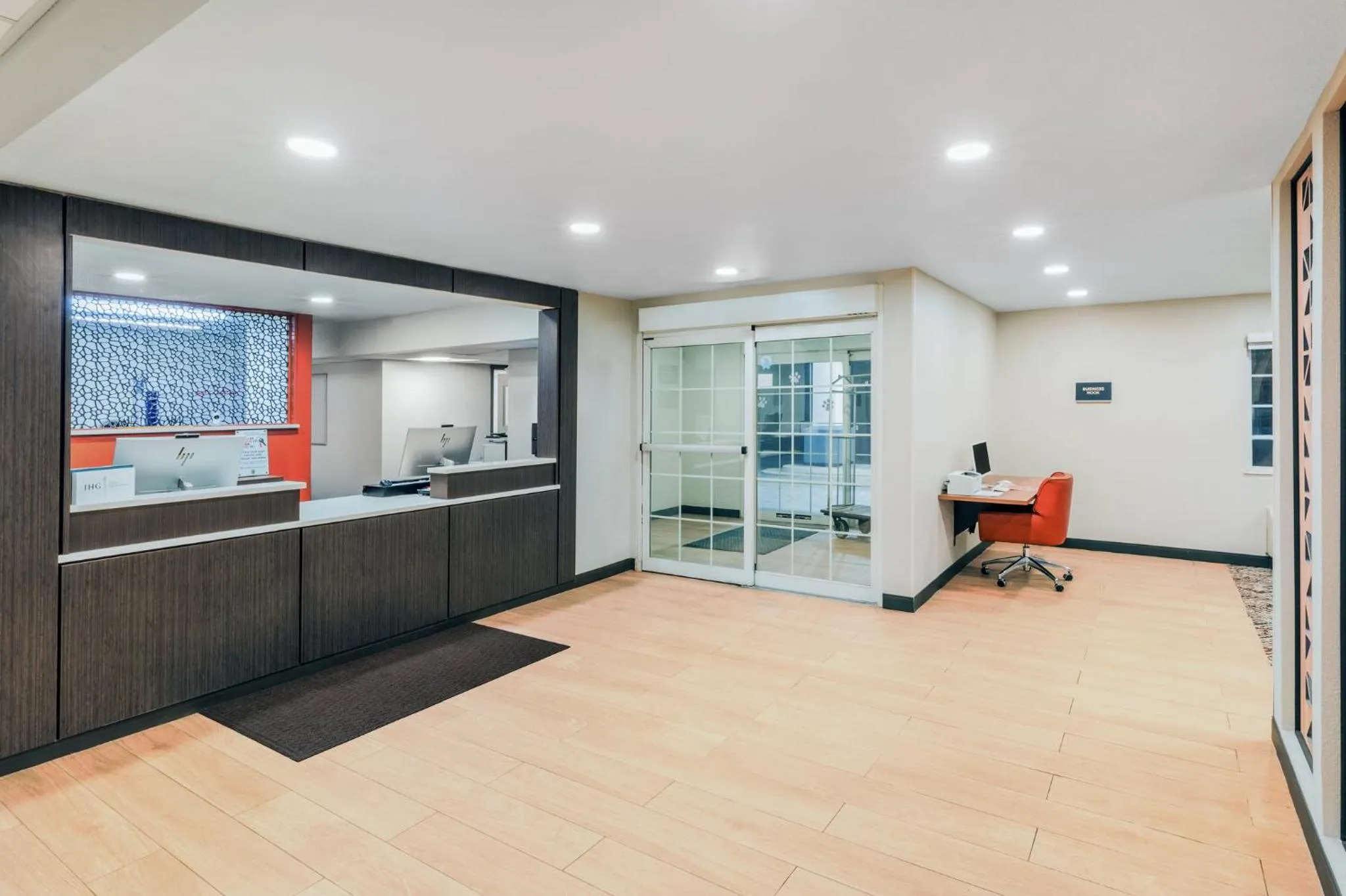 Candlewood Suites - Topeka West by IHG