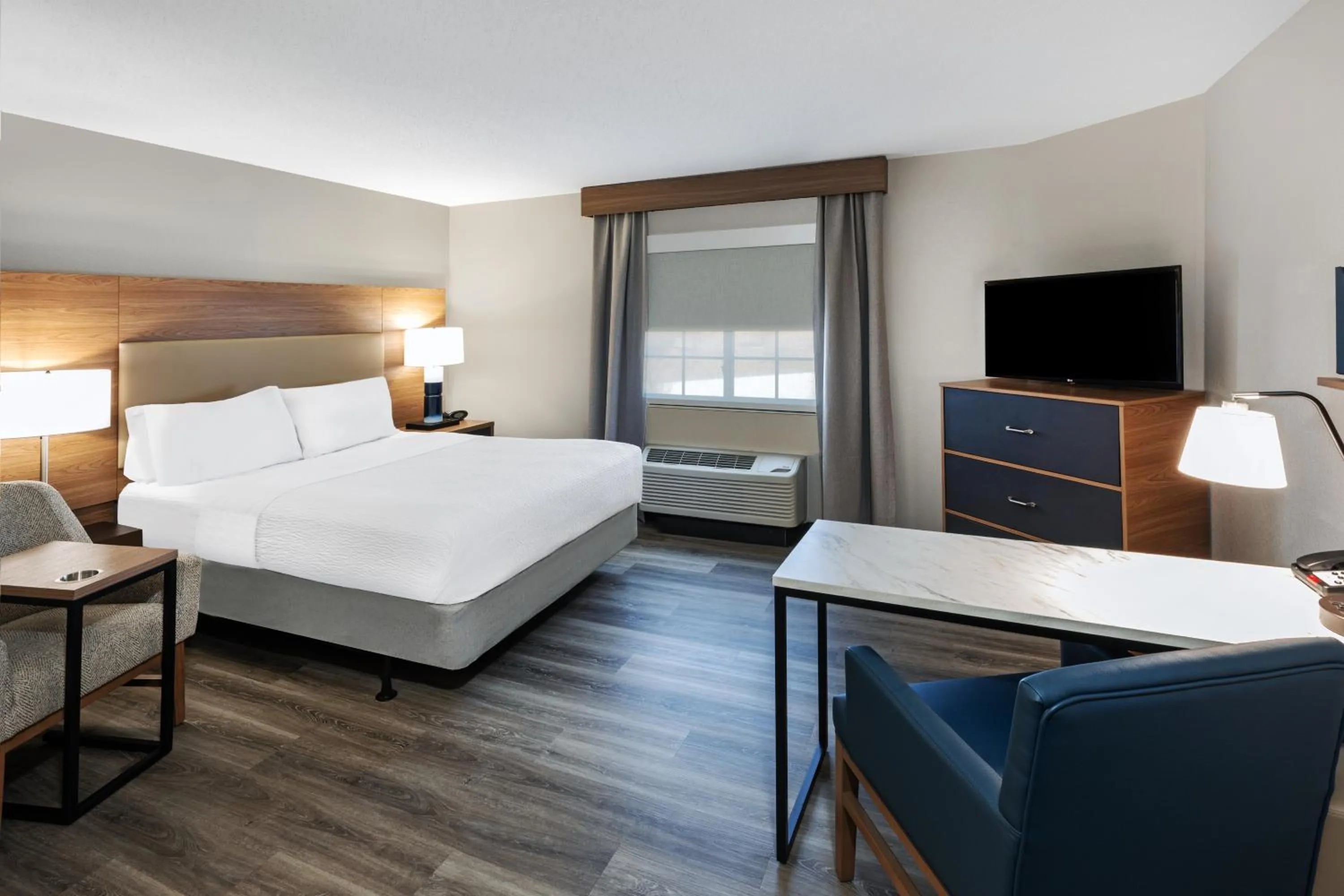 Candlewood Suites - Topeka West by IHG