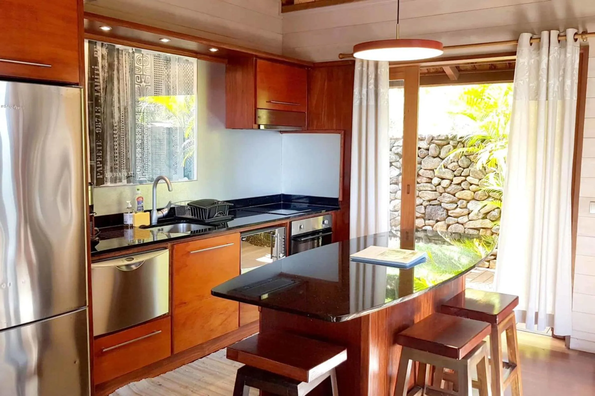 Villa Anuanua by Tahiti Homes