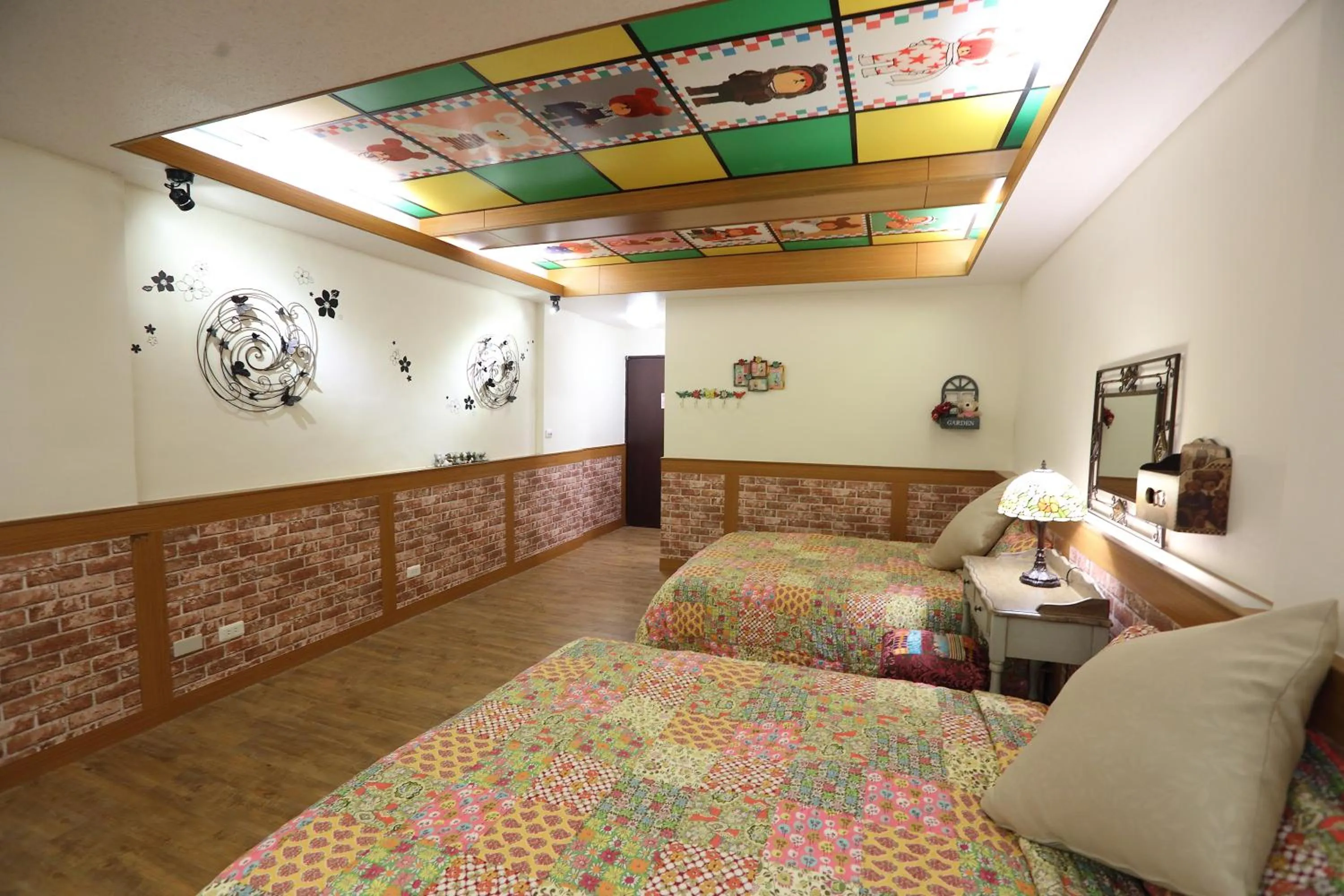 Photo of the whole room, Bed in First Place B&B (Hualien Railway Station)