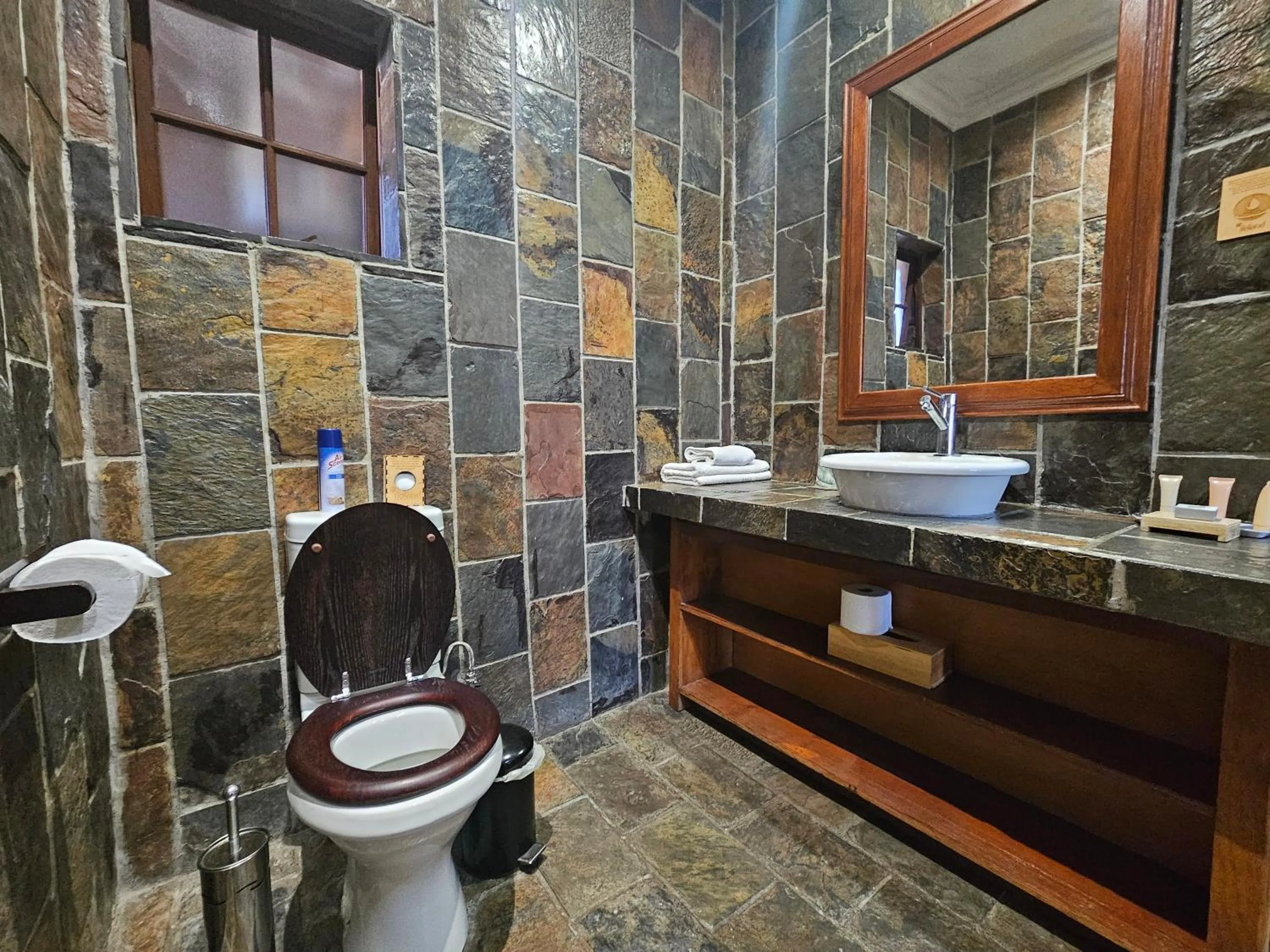 Shower in 61 On Ireland Guest House and Conferencing