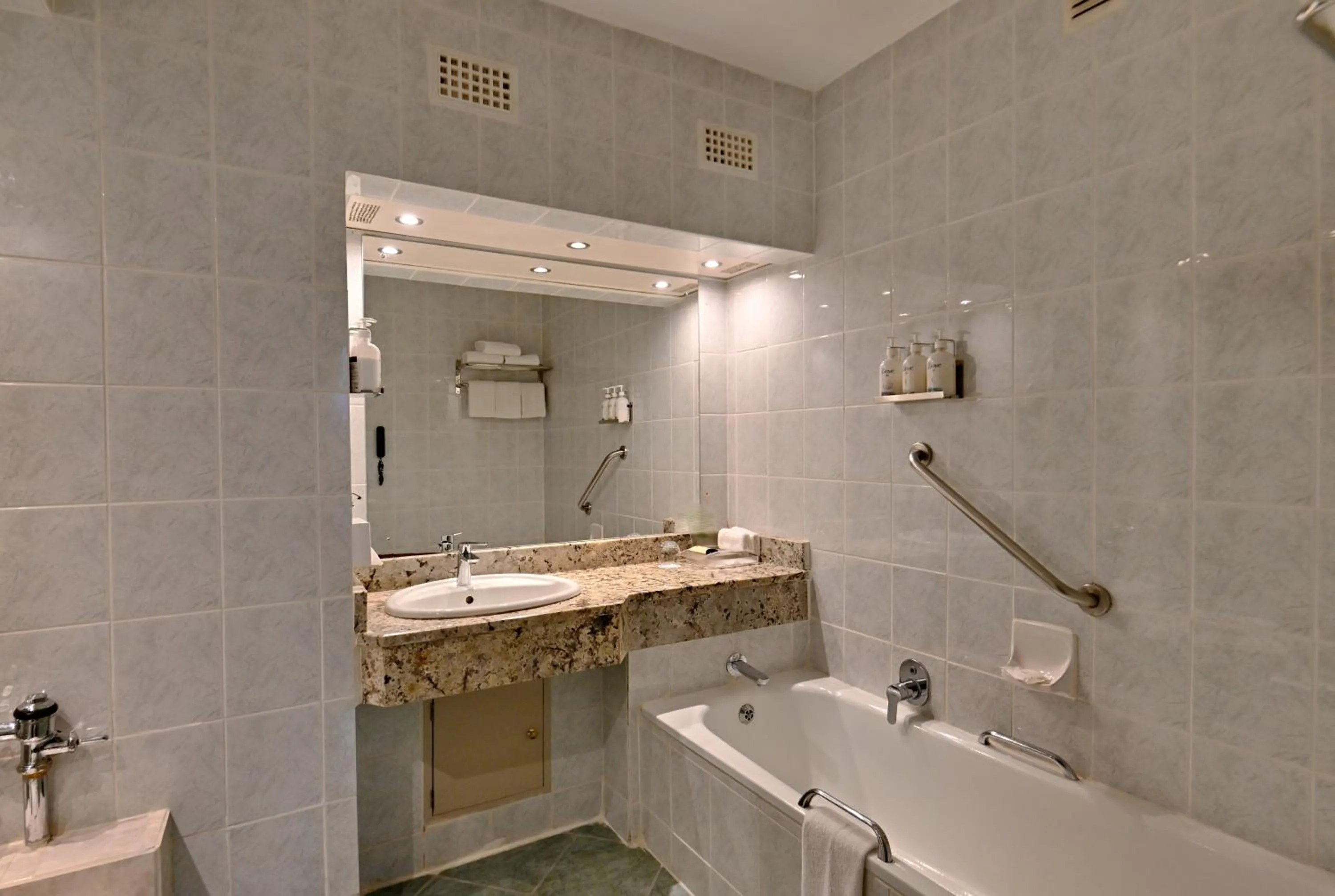 Bathroom in Holiday Inn - Mutare by IHG