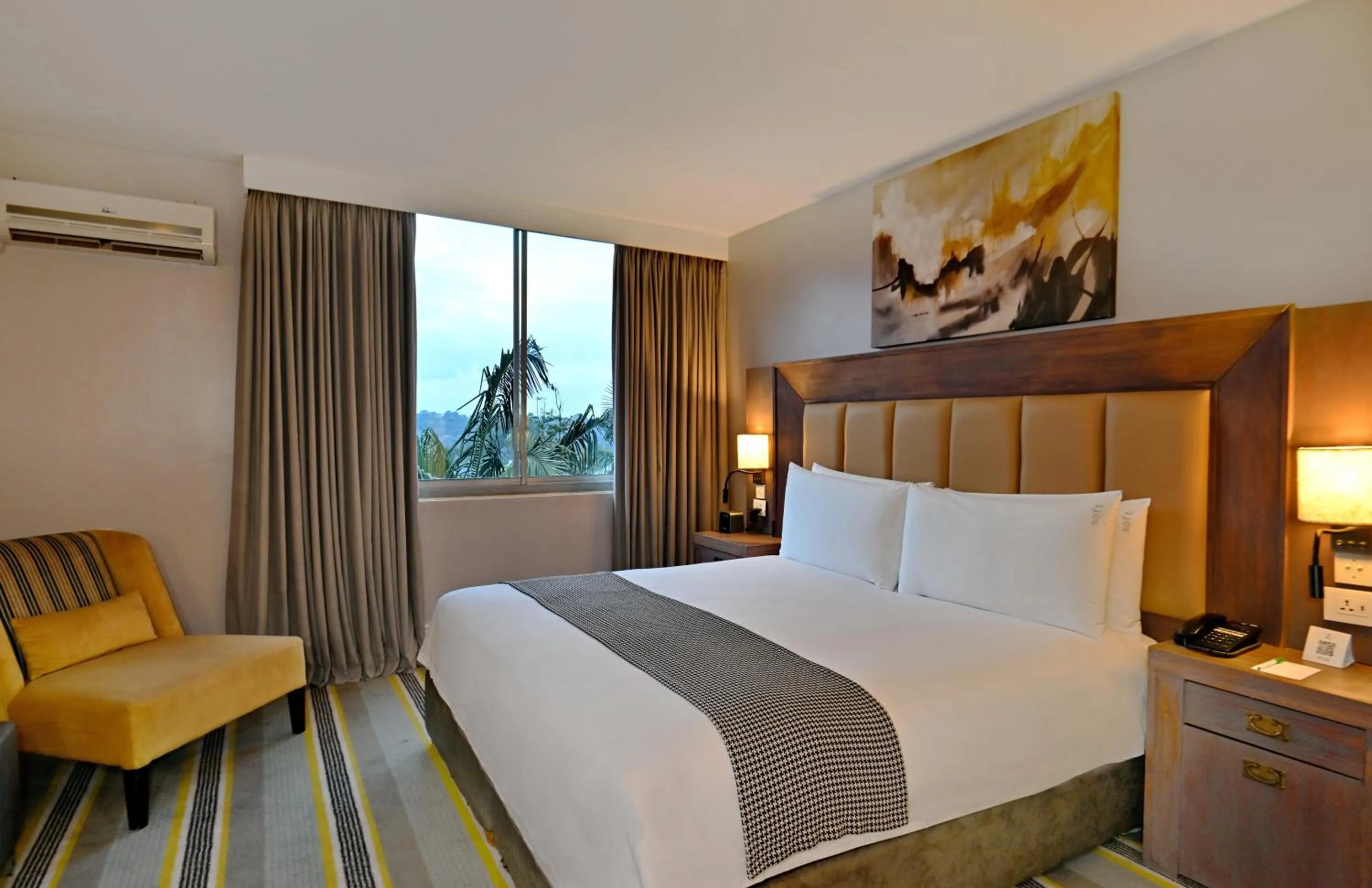 Bed in Holiday Inn - Mutare by IHG