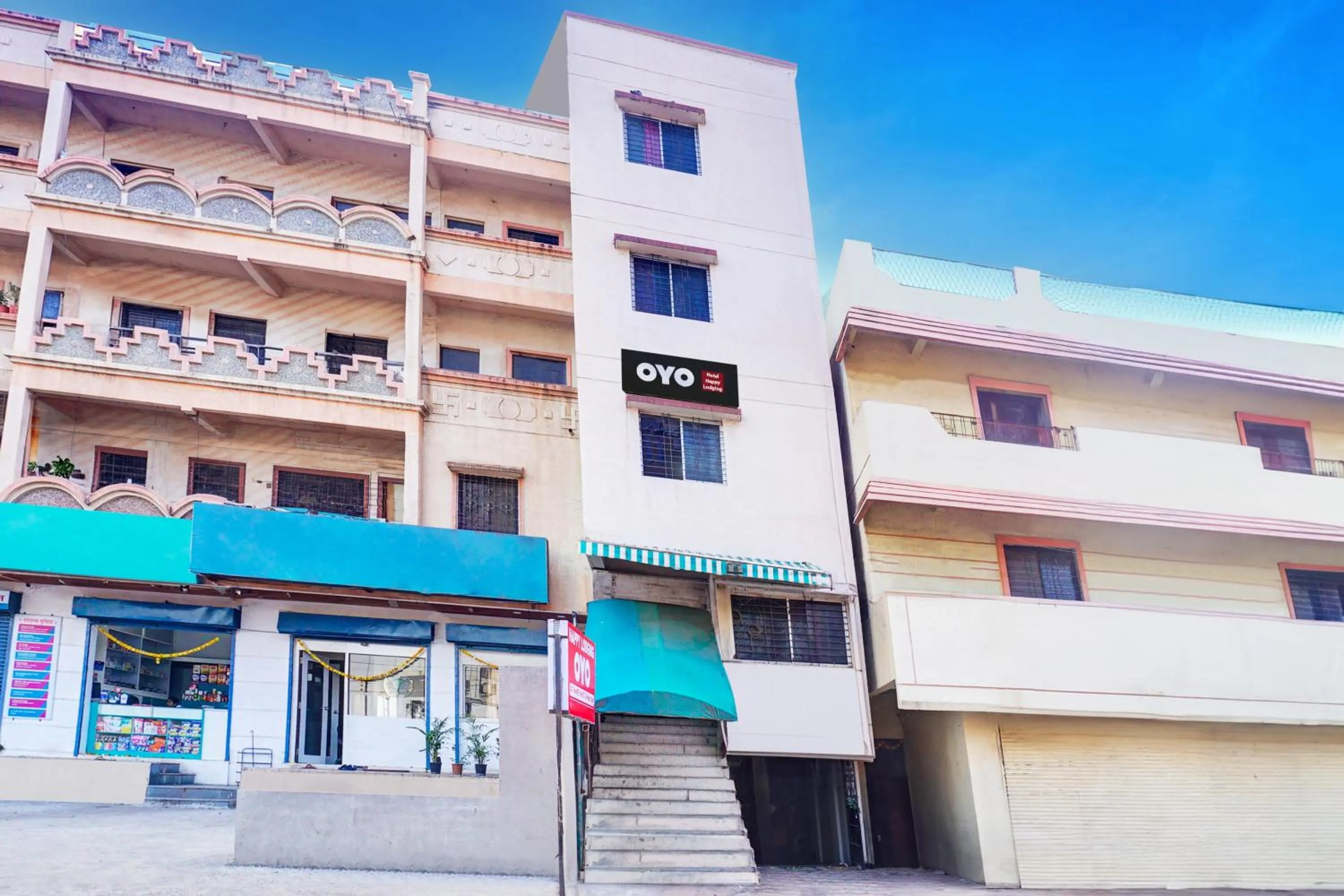 Facade/entrance in Hotel O Swagat Lodge