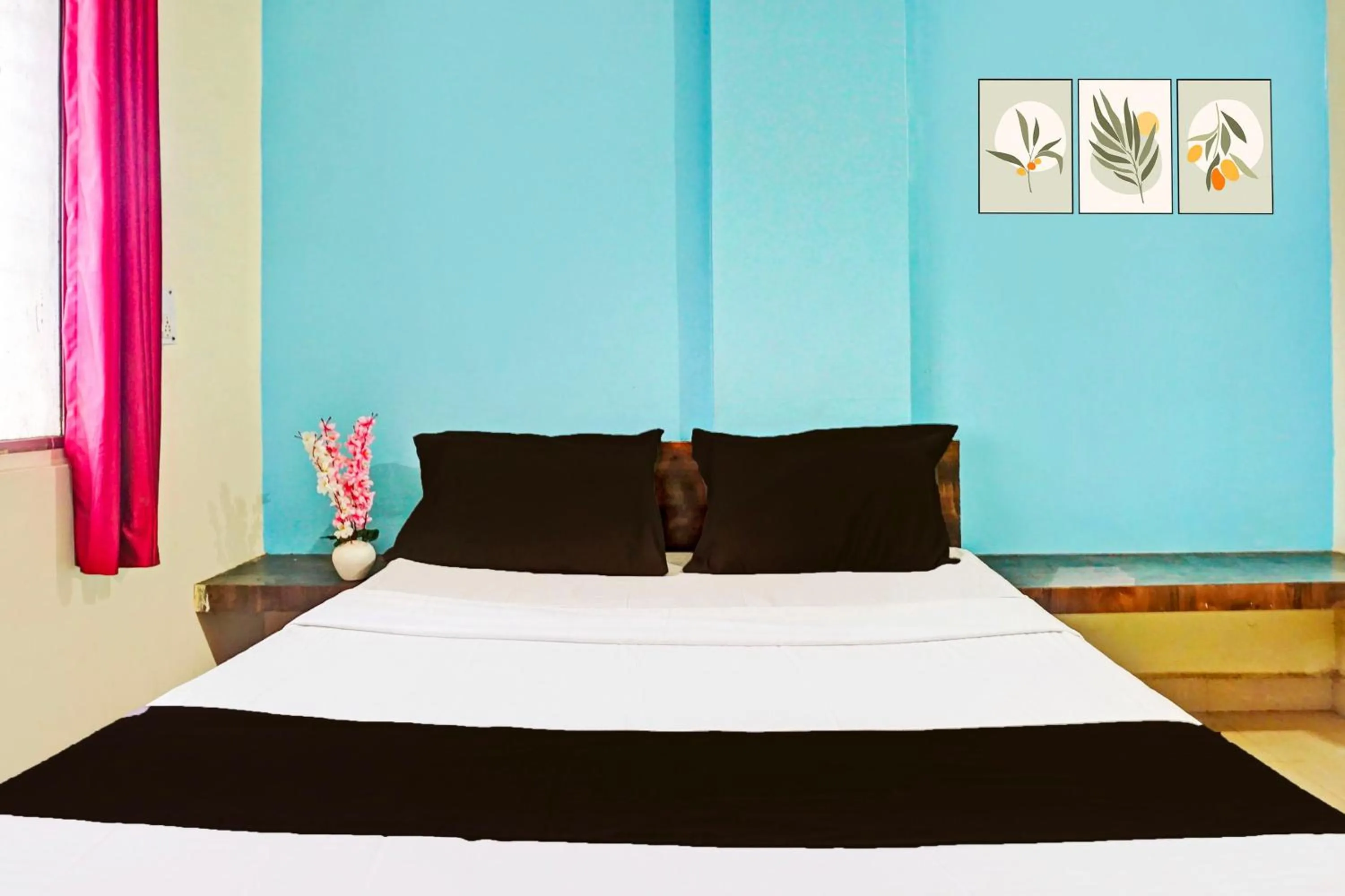 Bedroom, Bed in Hotel O Swagat Lodge