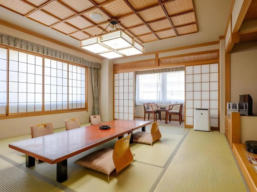 Kamisuwa Station Hotel