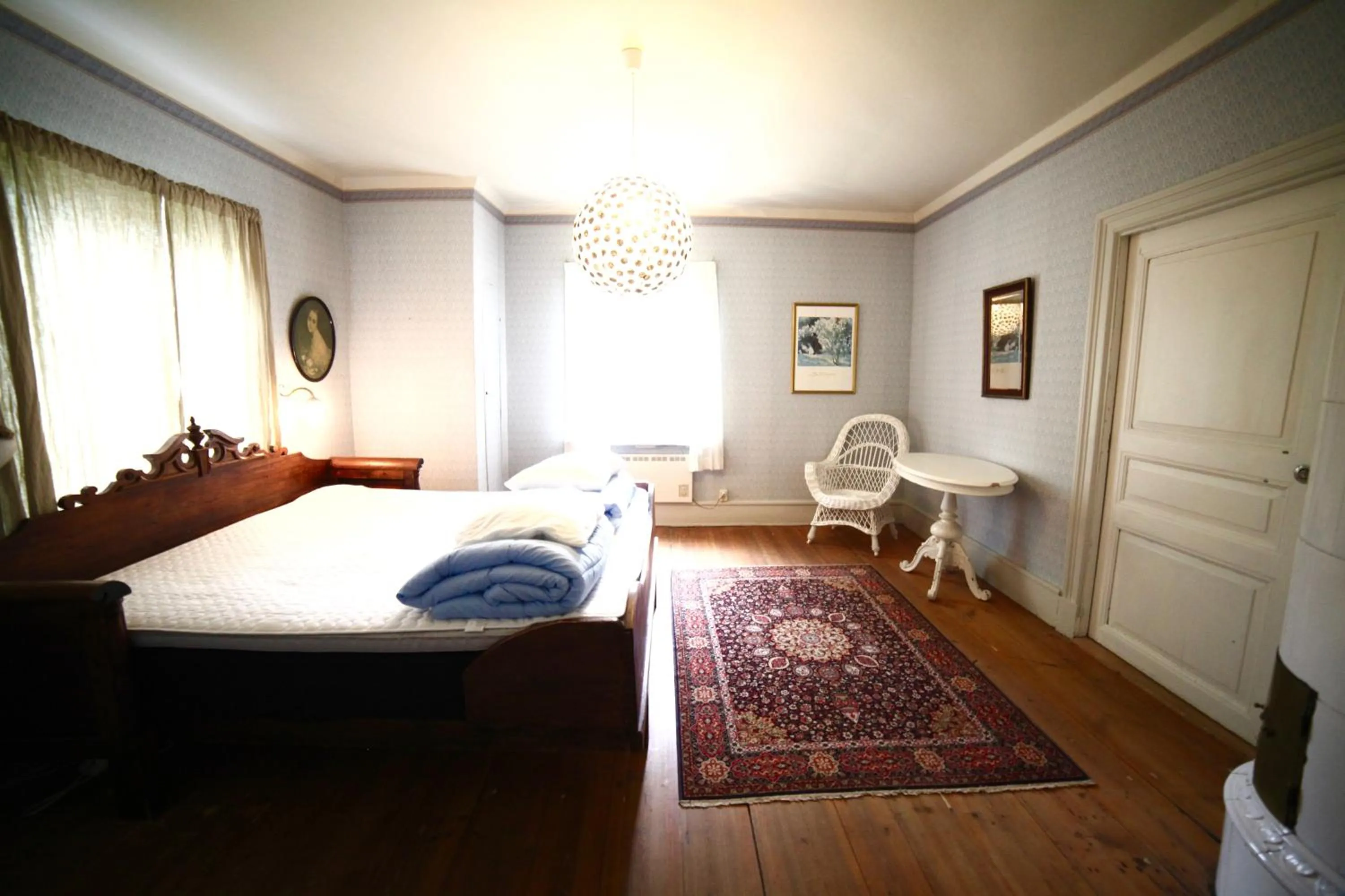 Photo of the whole room, Bed in Prästgatanett Apartments