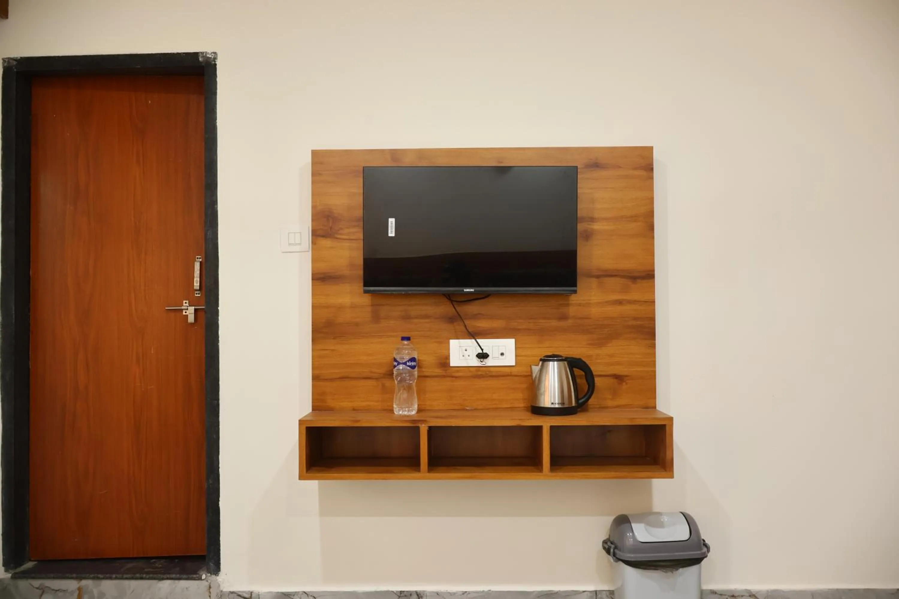 TV and multimedia in The Rajputana Palace