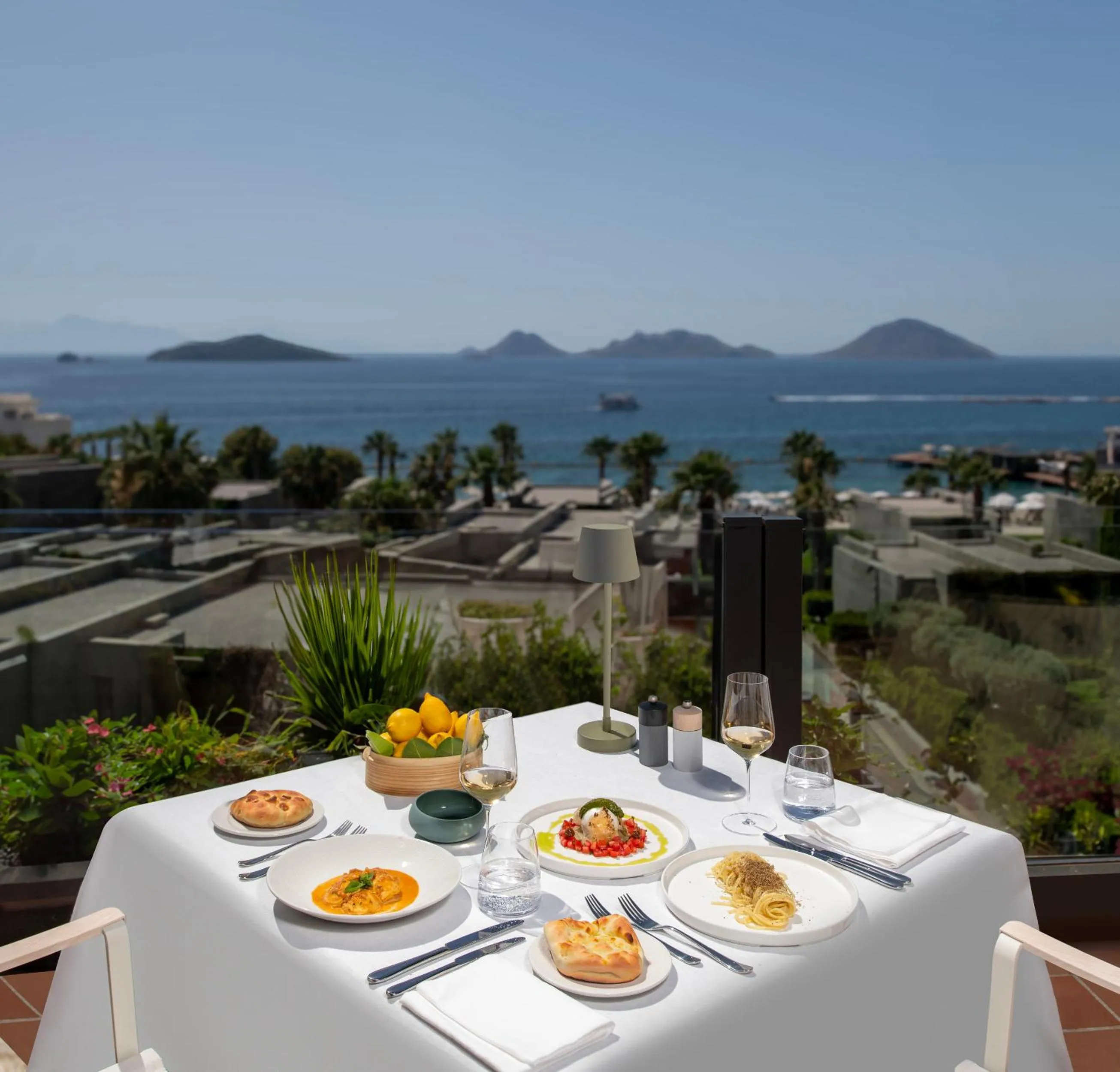 Day in Swissôtel Resort Bodrum Beach