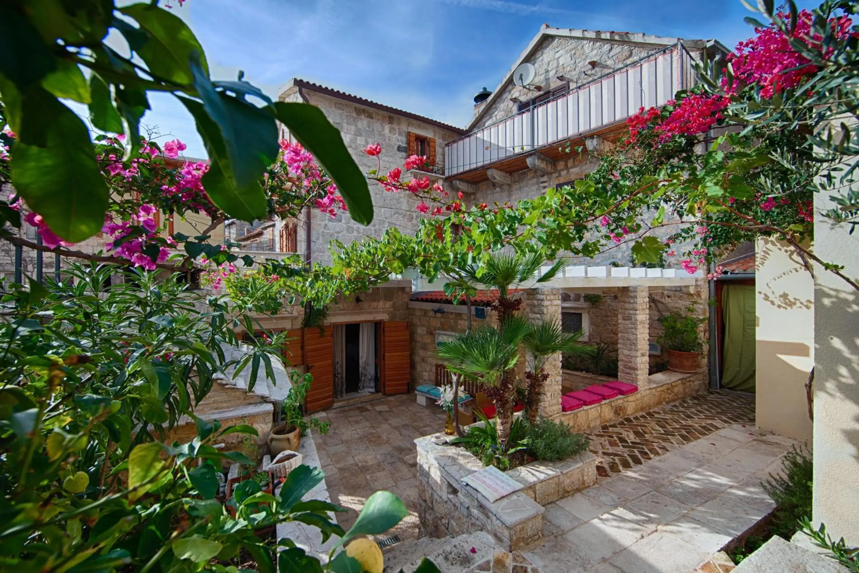 Villa Alma Komiza Island Vis Villa Alma Komiza Island Vis