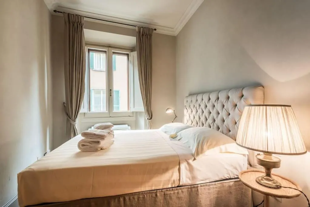 Bed in Luxury River View