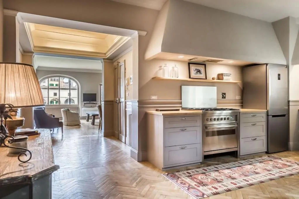 Kitchen or kitchenette in Luxury River View