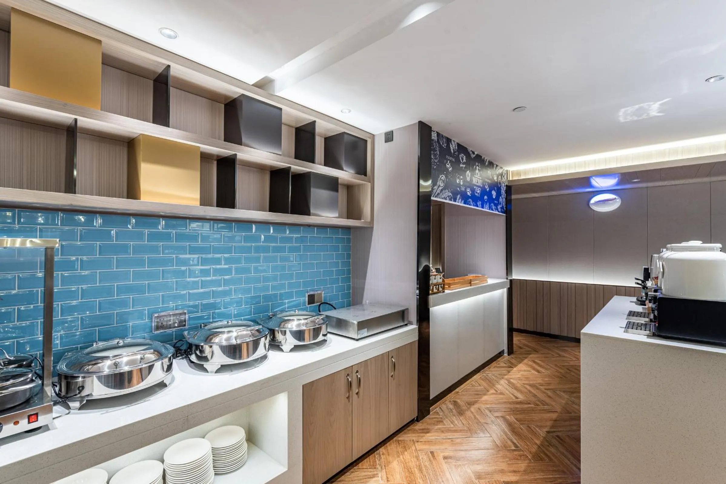 Restaurant/places to eat in Echarm Hotel Yangshuo West Stree 宜尚酒店 阳朔西街店