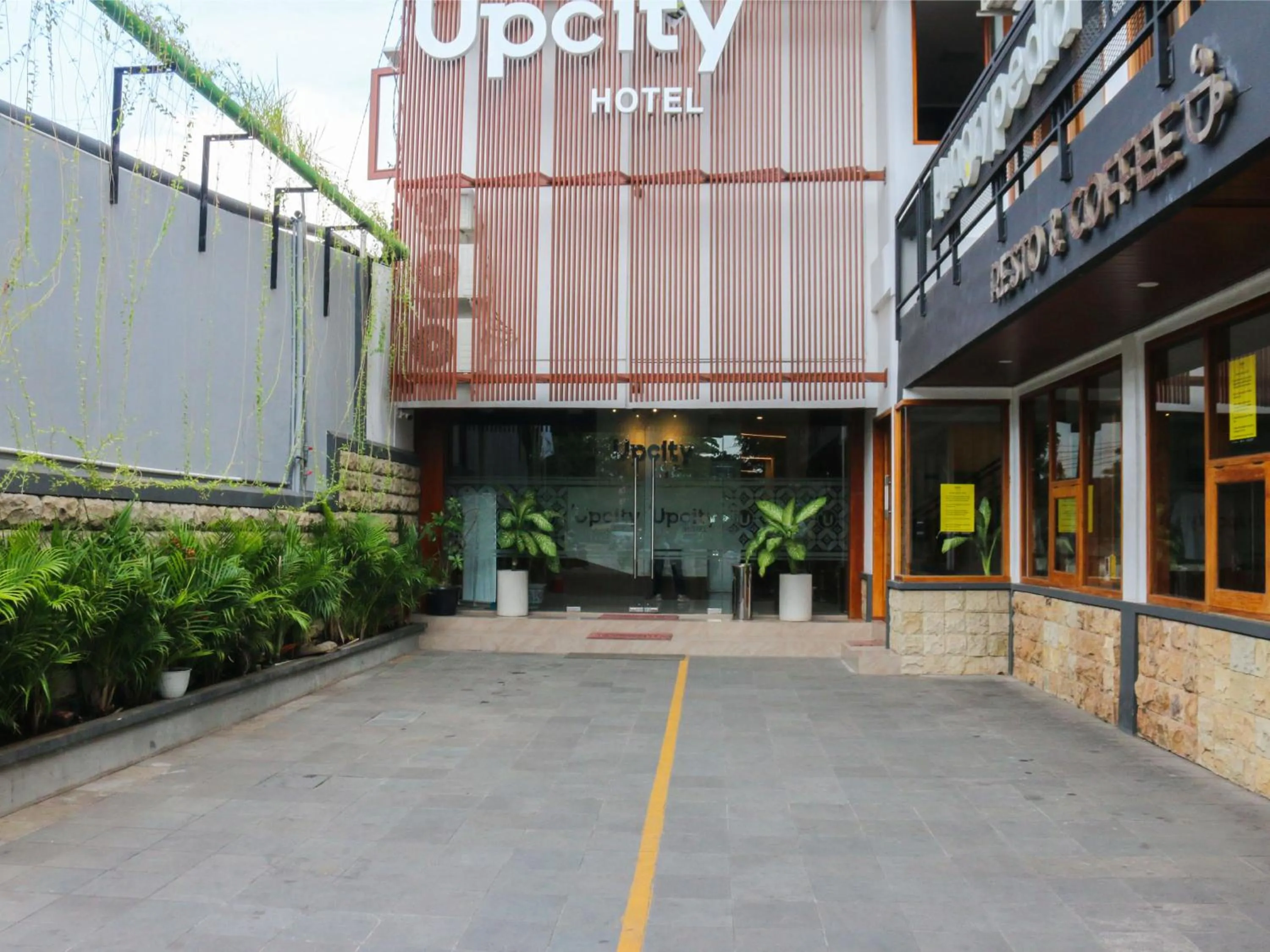Upcity Hotel Simpang Lima By Sajiwa