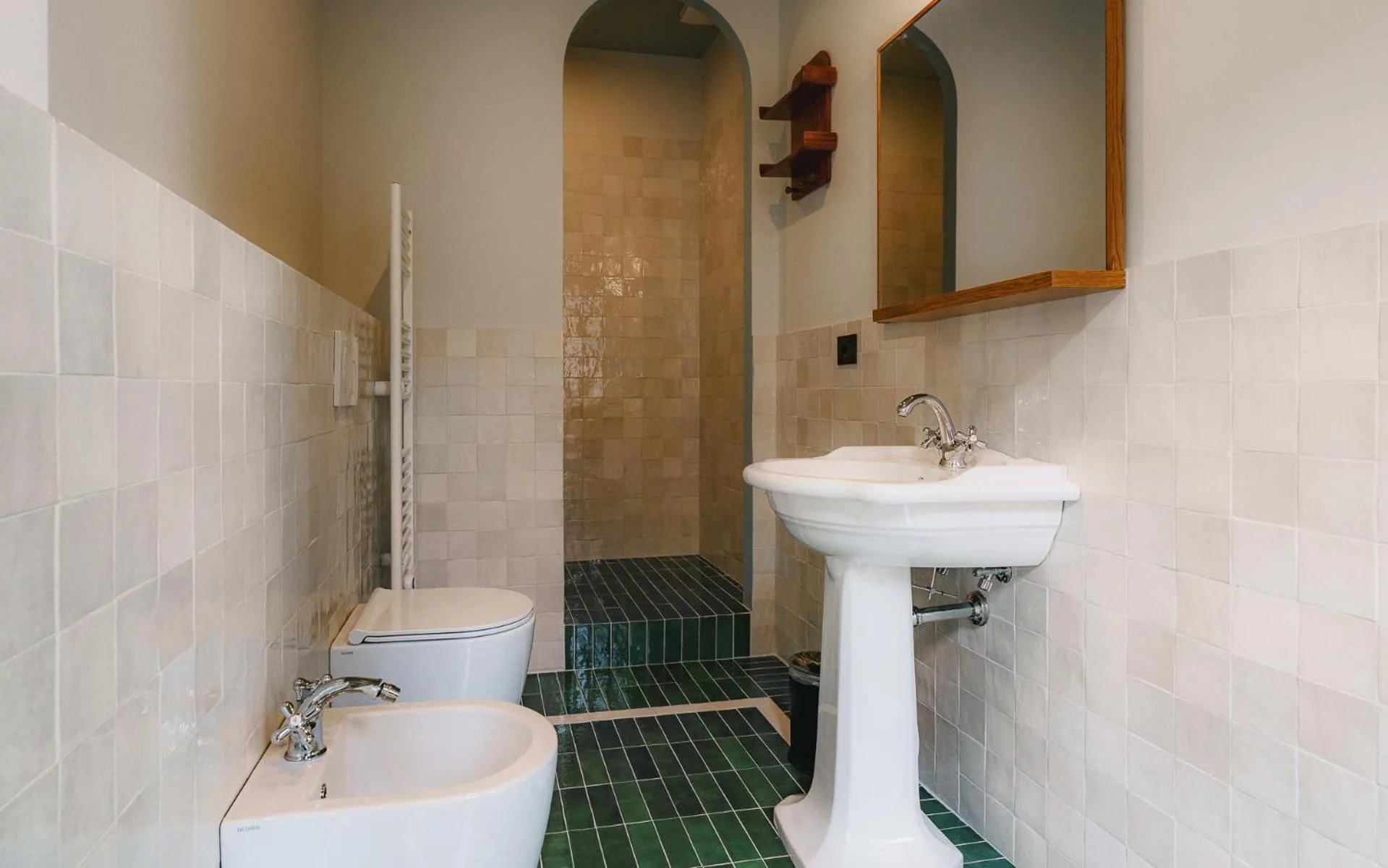 Toilet in c-hotels Alamanni21