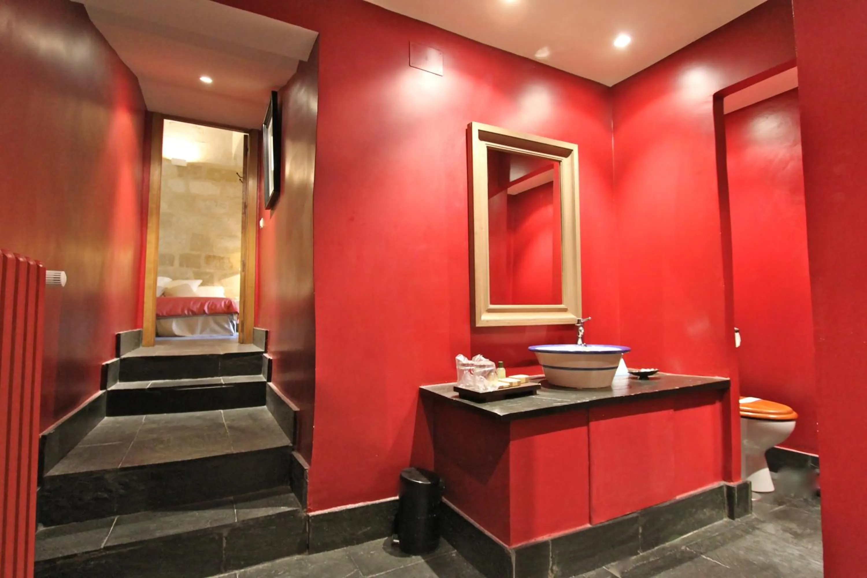 Bathroom in Posada Real Castillo del Buen Amor