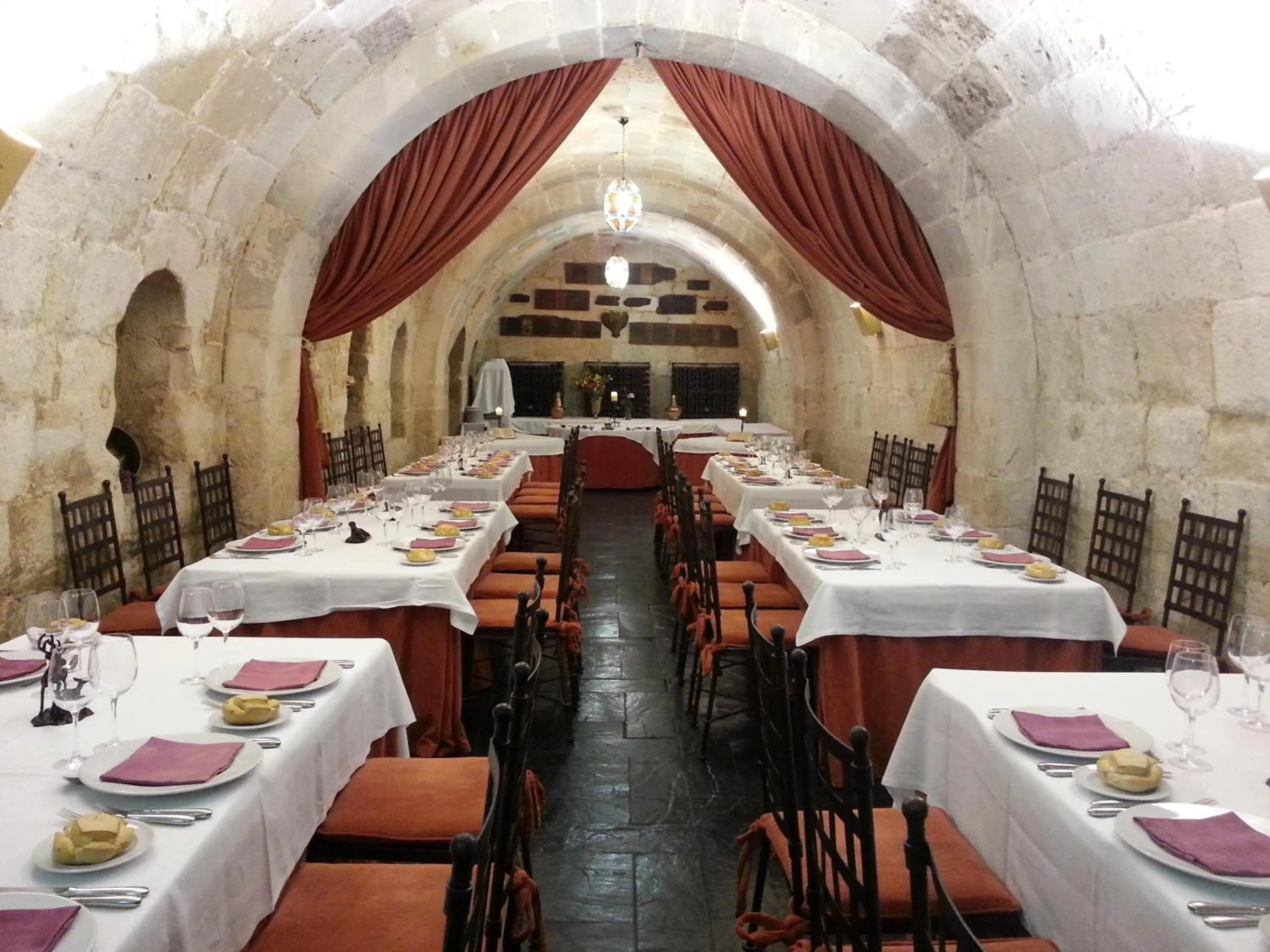 Restaurant/places to eat in Posada Real Castillo del Buen Amor