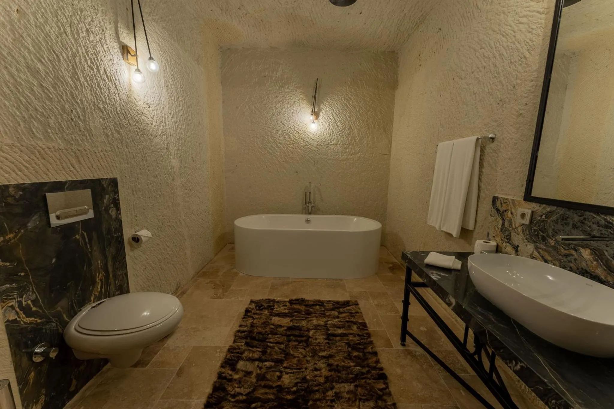 Toilet in Asmalı Konak Cave Suites