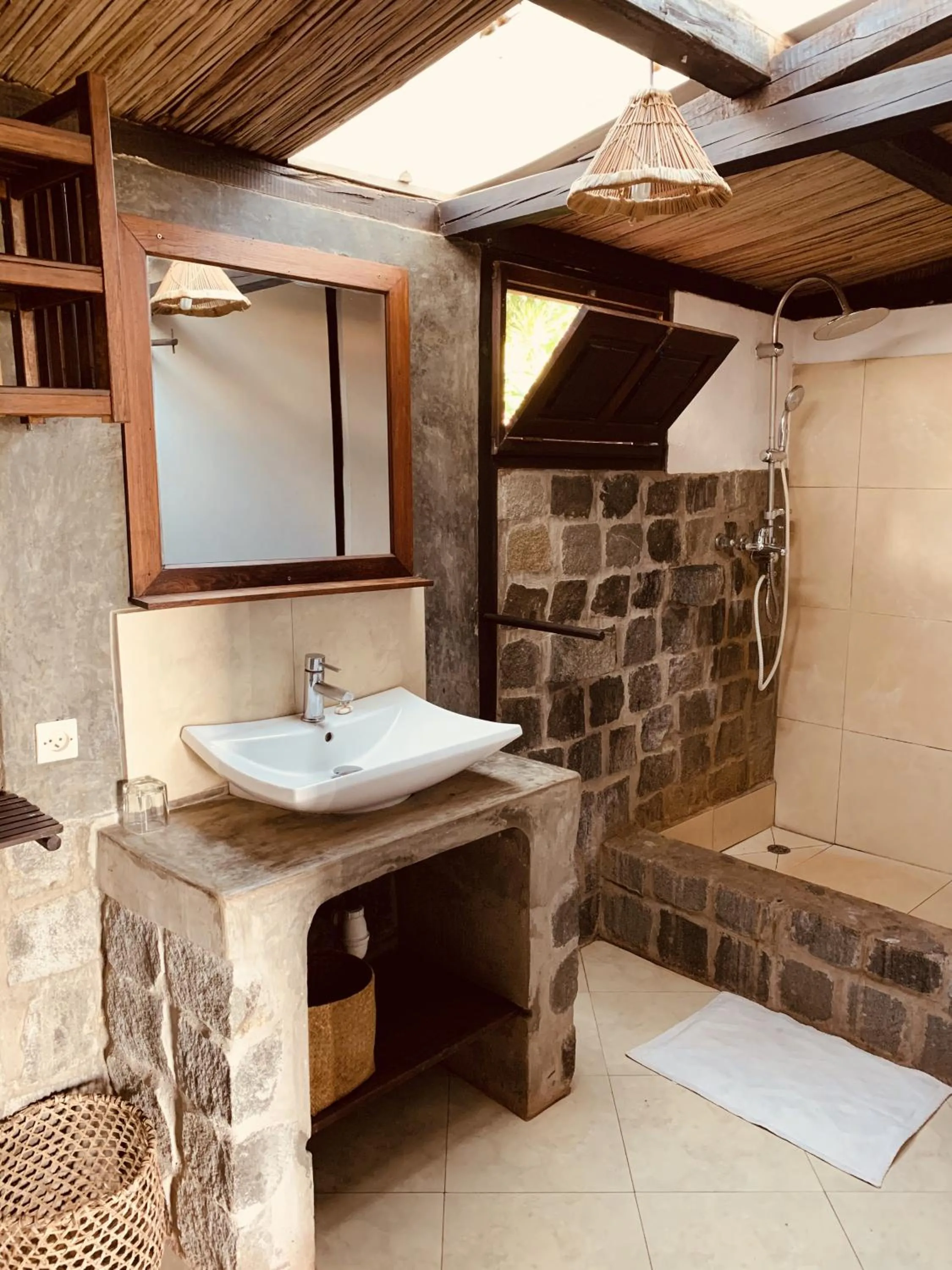 Bathroom in Libertalia Hotel