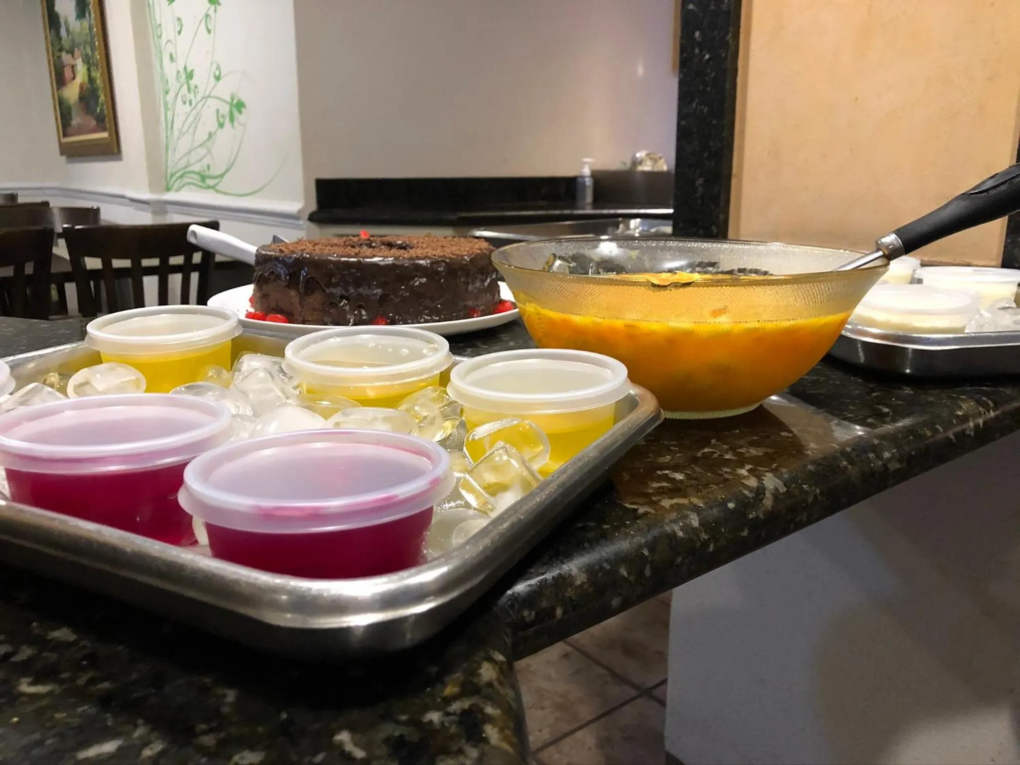 Food and drinks in Hotel Colonial