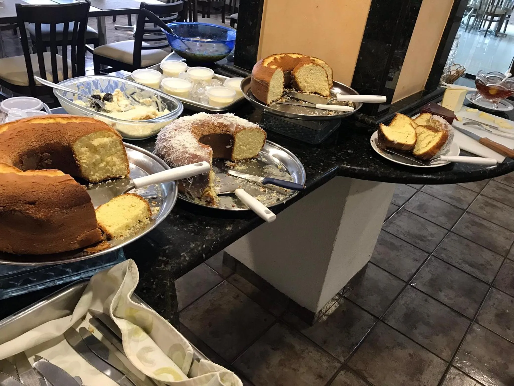 Breakfast in Hotel Colonial