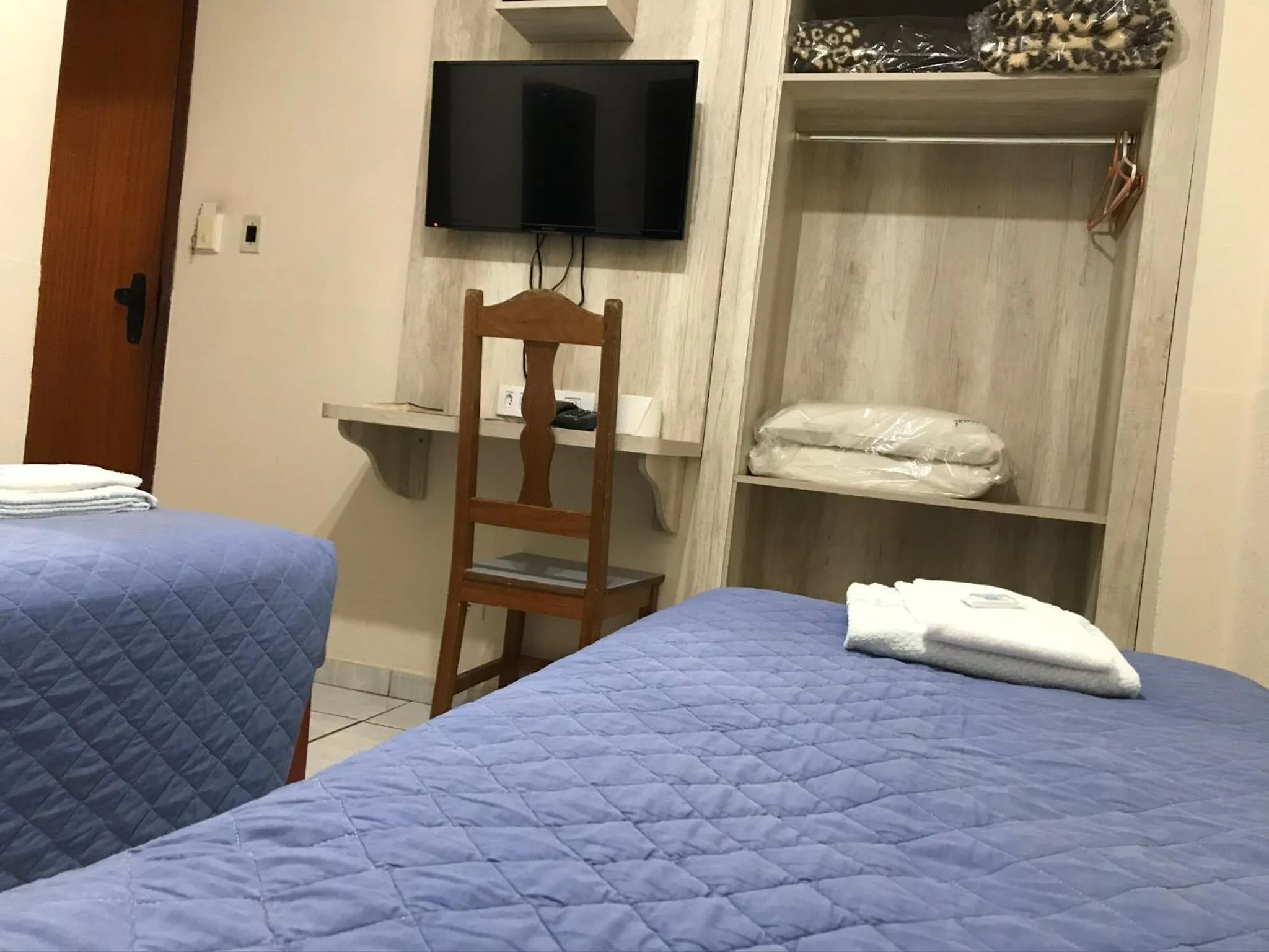 Bed in Hotel Colonial