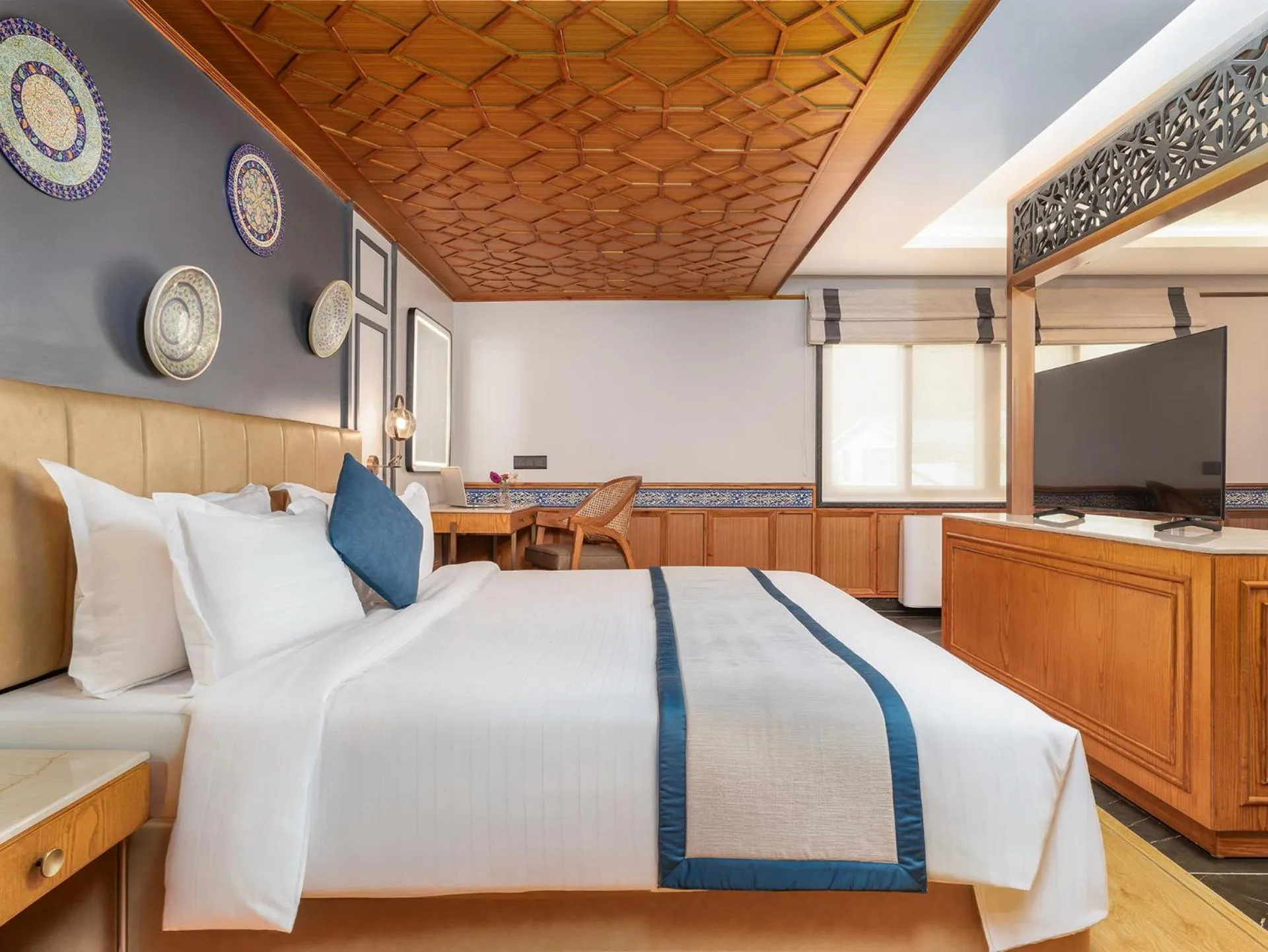 Bedroom, Bed in The Vale Lodge