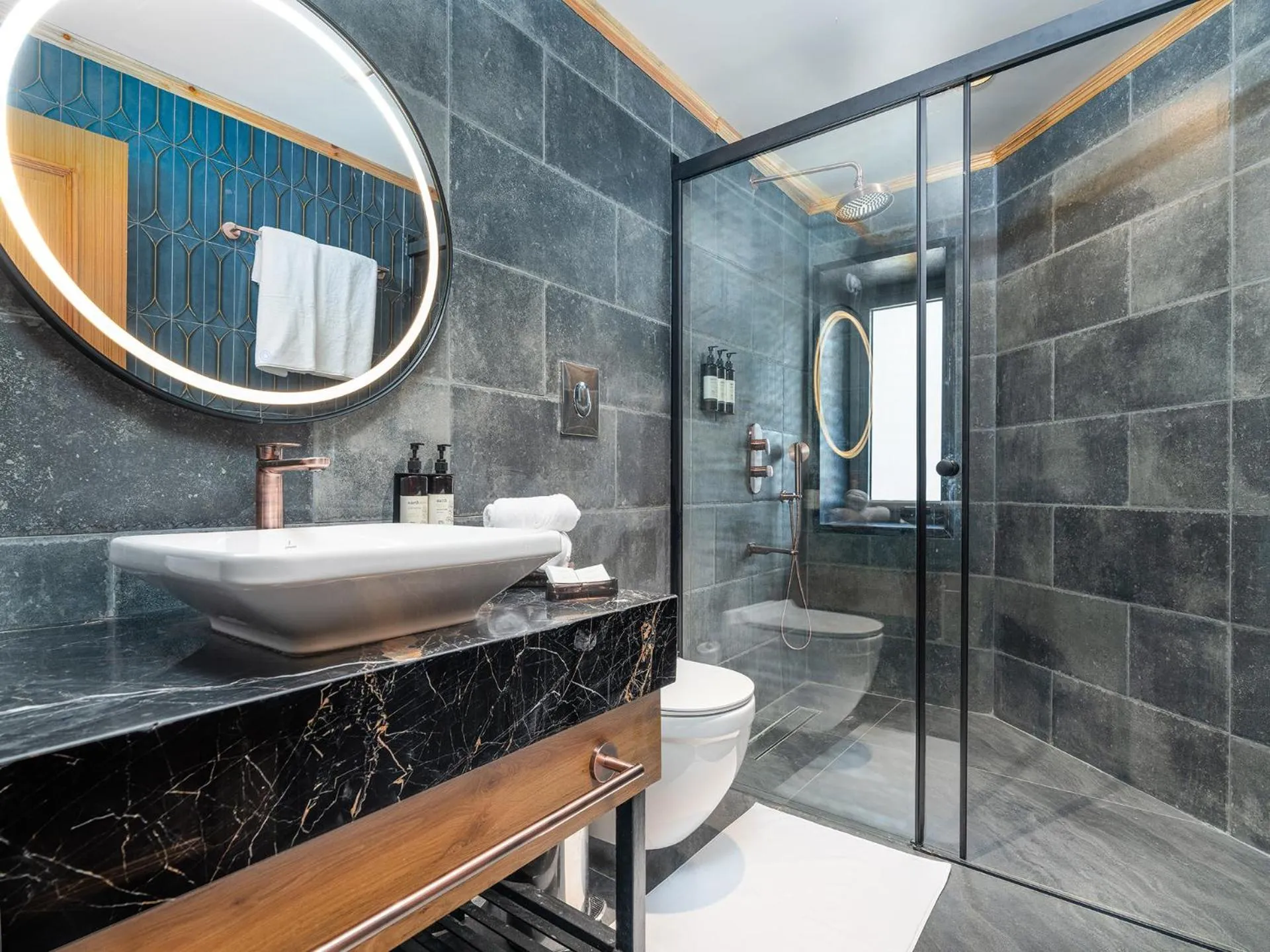 Bathroom in The Vale Lodge