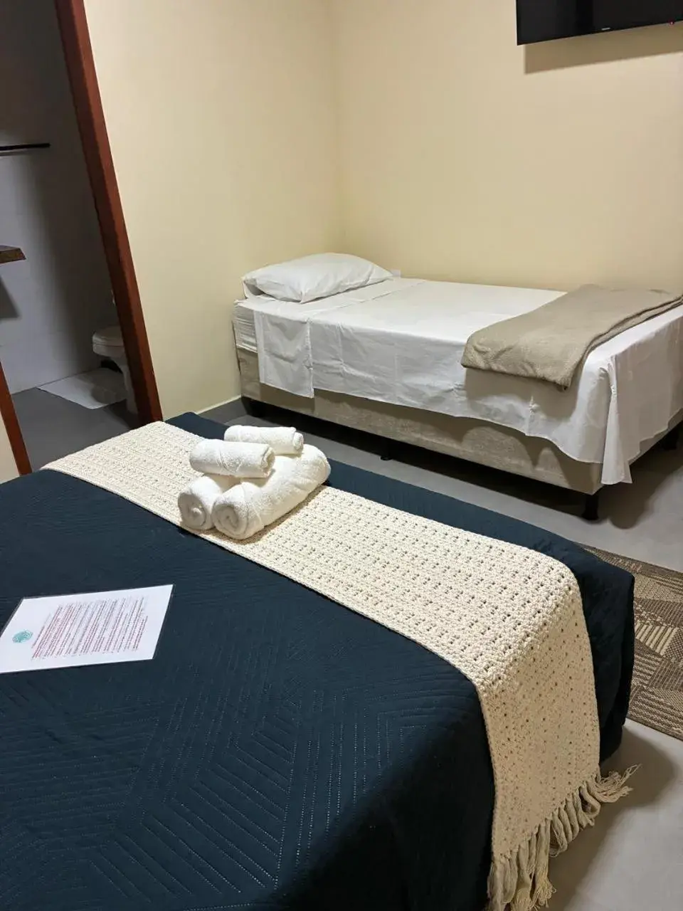 Comfort Triple Room in Pousada Fruto de Itaúna Comfort Triple Room in Pousada Fruto de Itaúna