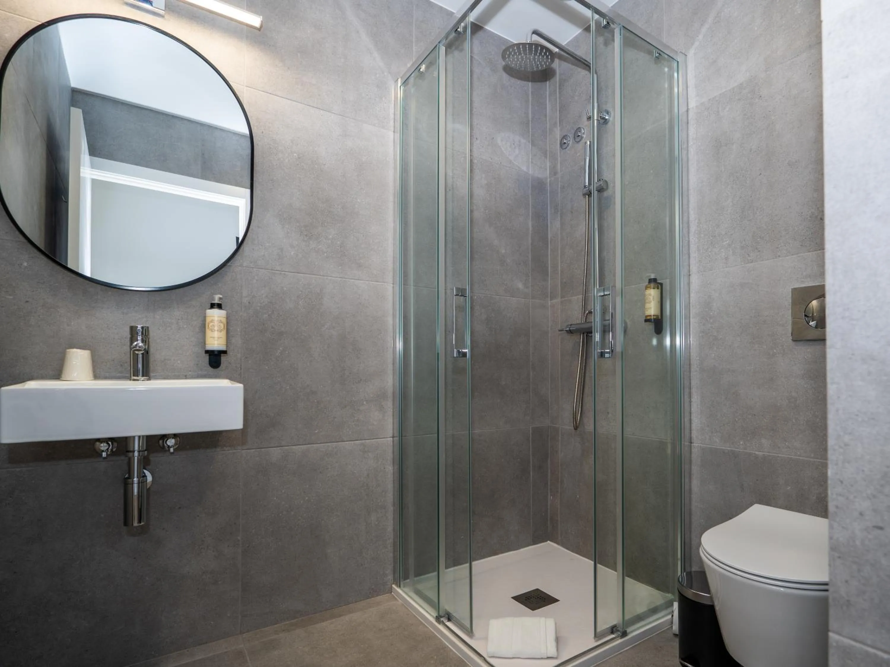 Toilet in Flag Hotel Lisboa Sintra