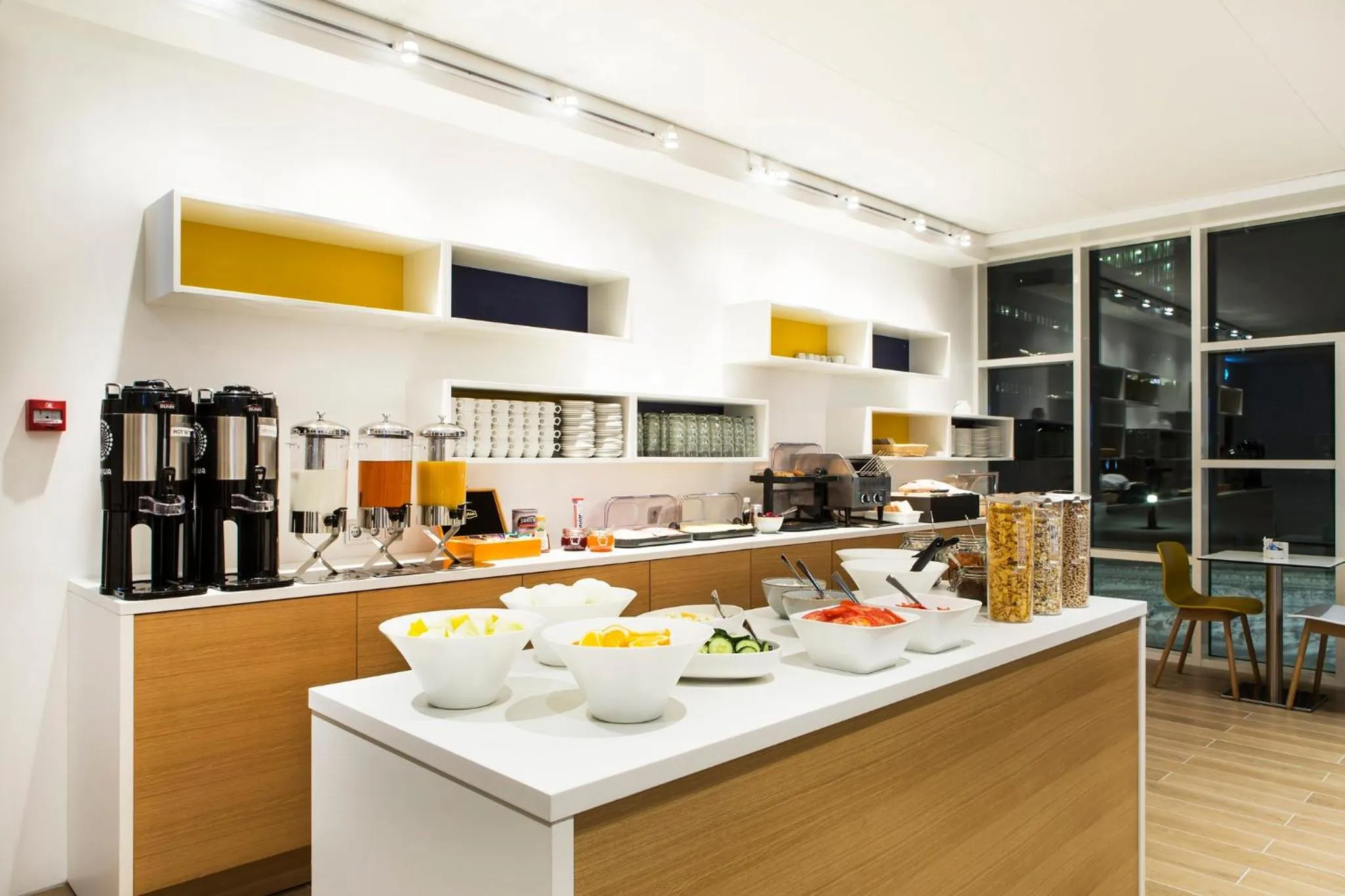 Breakfast in Storm Hotel by Keahotels