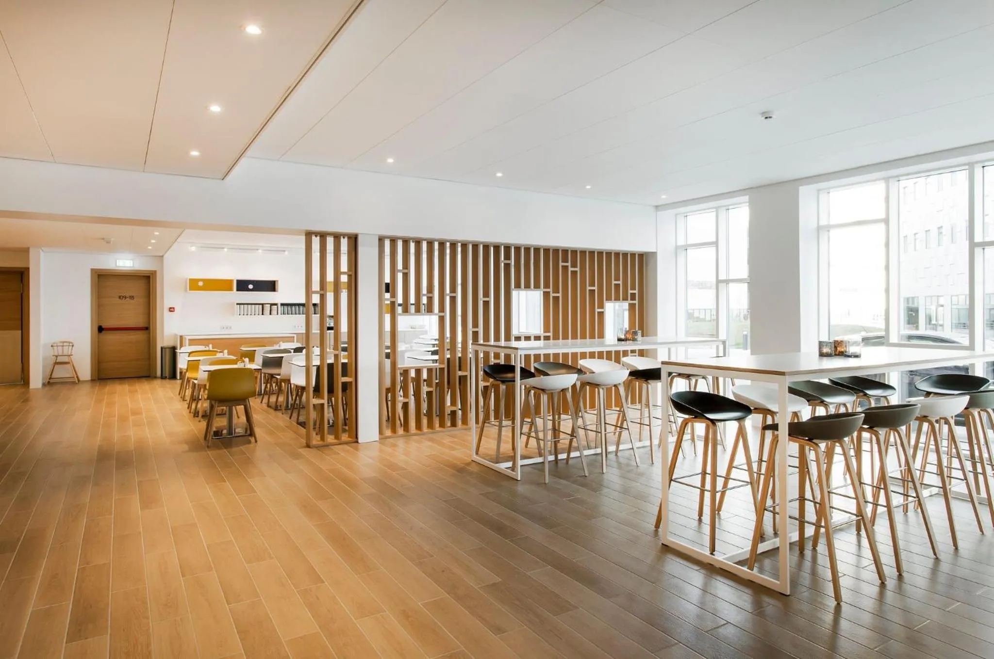 Breakfast in Storm Hotel by Keahotels