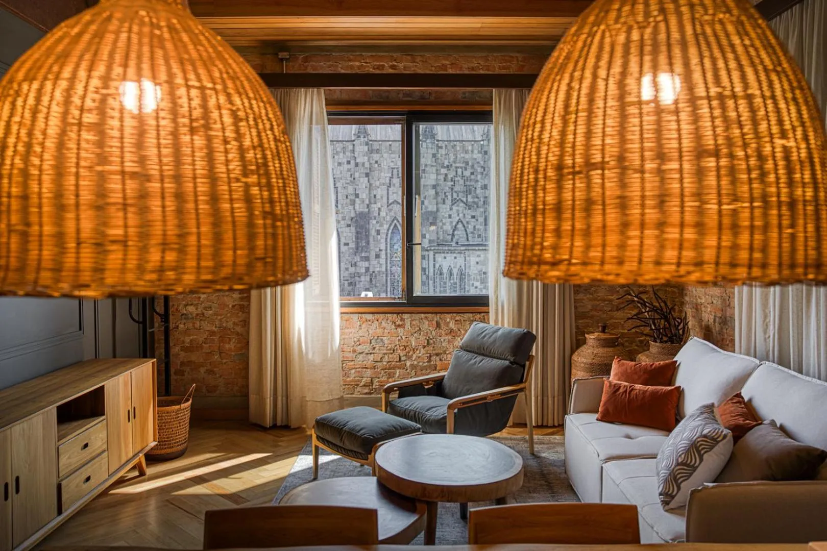 Living room, Bed in Mater Hotel