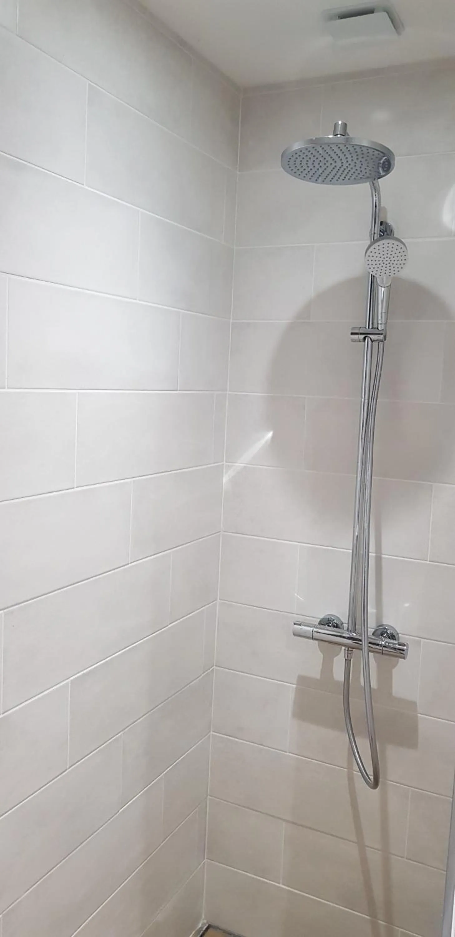 Bathroom in La Chouette Maison - Chambres d'hôtes et Gîte en Ville